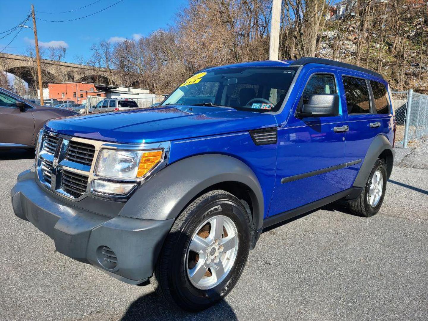 2007 BLUE DODGE NITRO SXT (1D8GU28K97W) with an 3.7L engine, Automatic transmission, located at 117 North Cameron Street, Harrisburg, PA, 17101, (717) 963-8962, 40.266762, -76.875259 - WE FINANCE!!! Good Credit/ Bad Credit/ No Credit - ALL Trade-Ins Welcomed!!! ***Guaranteed Credit Approval*** APPLY ONLINE or CALL us TODAY ;) Internet Prices and Marketplace Prices are SPECIAL discounted ***CASH DEALS*** Retail Prices are higher. Please call us to discuss your cash and finan - Photo#1