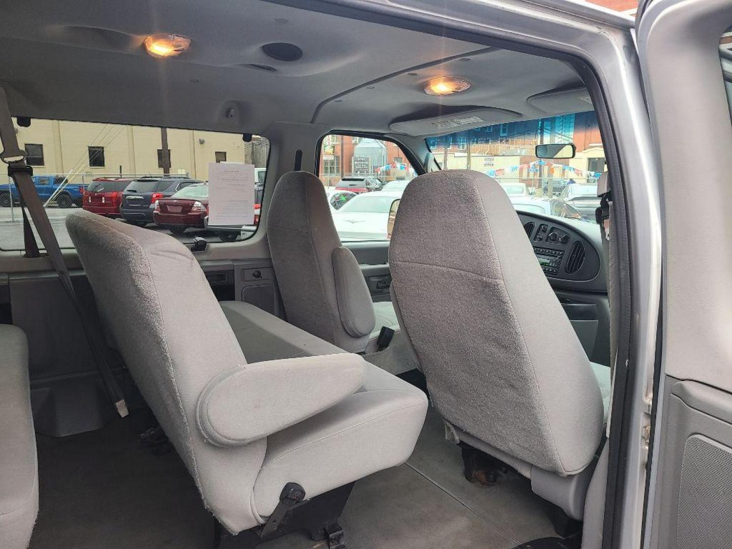 2007 SILVER FORD ECONOLINE XL E350 SUPER DUTY WAGON (1FBSS31L57D) , Automatic transmission, located at 117 North Cameron Street, Harrisburg, PA, 17101, (717) 963-8962, 40.266762, -76.875259 - WE FINANCE!!! Good Credit/ Bad Credit/ No Credit - ALL Trade-Ins Welcomed!!! ***Guaranteed Credit Approval*** APPLY ONLINE or CALL us TODAY ;) Internet Prices and Marketplace Prices are SPECIAL discounted ***CASH DEALS*** Retail Prices are higher. Please call us to discuss your cash and finan - Photo#9