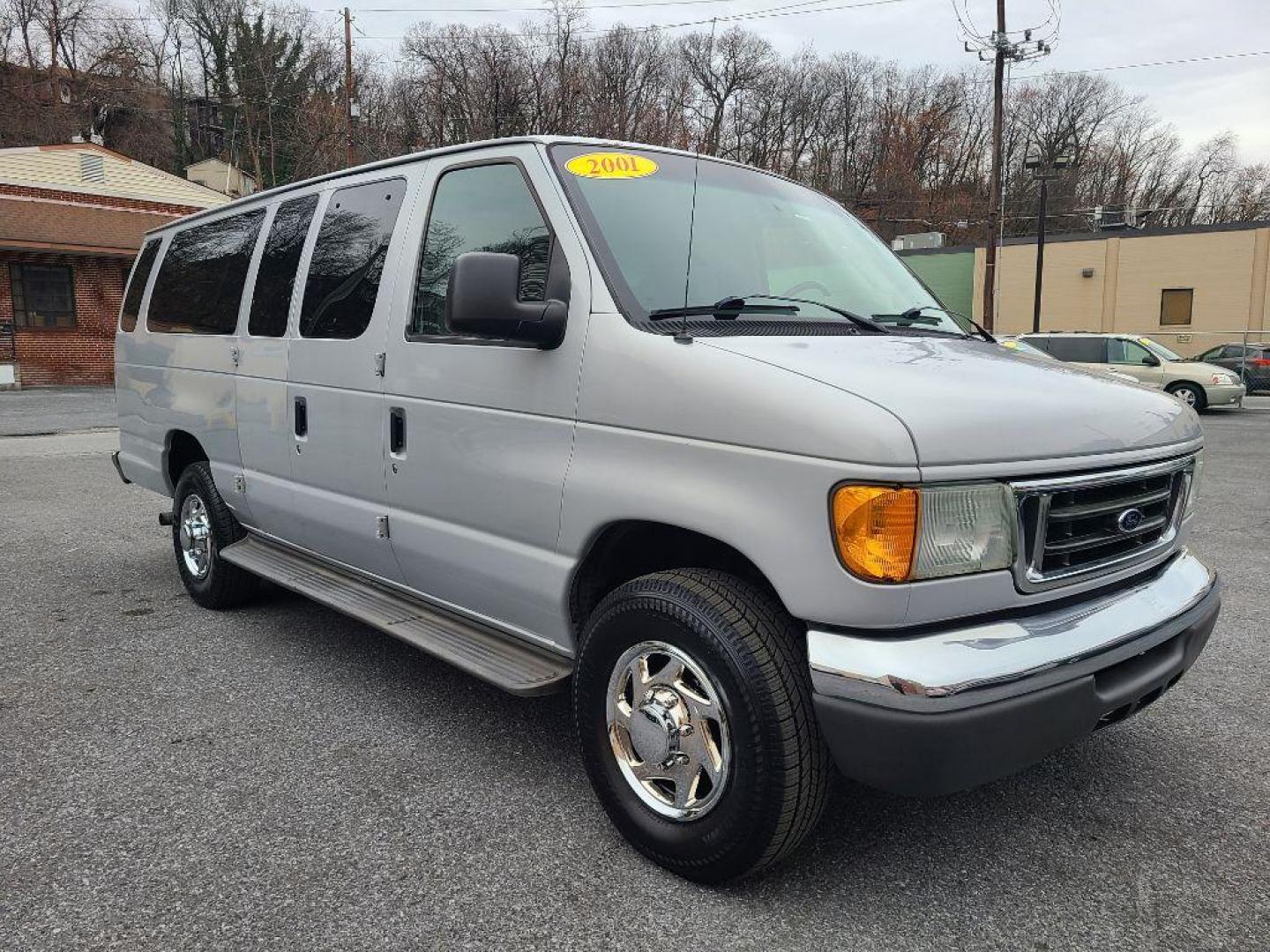 2007 SILVER FORD ECONOLINE XL E350 SUPER DUTY WAGON (1FBSS31L57D) , Automatic transmission, located at 117 North Cameron Street, Harrisburg, PA, 17101, (717) 963-8962, 40.266762, -76.875259 - WE FINANCE!!! Good Credit/ Bad Credit/ No Credit - ALL Trade-Ins Welcomed!!! ***Guaranteed Credit Approval*** APPLY ONLINE or CALL us TODAY ;) Internet Prices and Marketplace Prices are SPECIAL discounted ***CASH DEALS*** Retail Prices are higher. Please call us to discuss your cash and finan - Photo#6