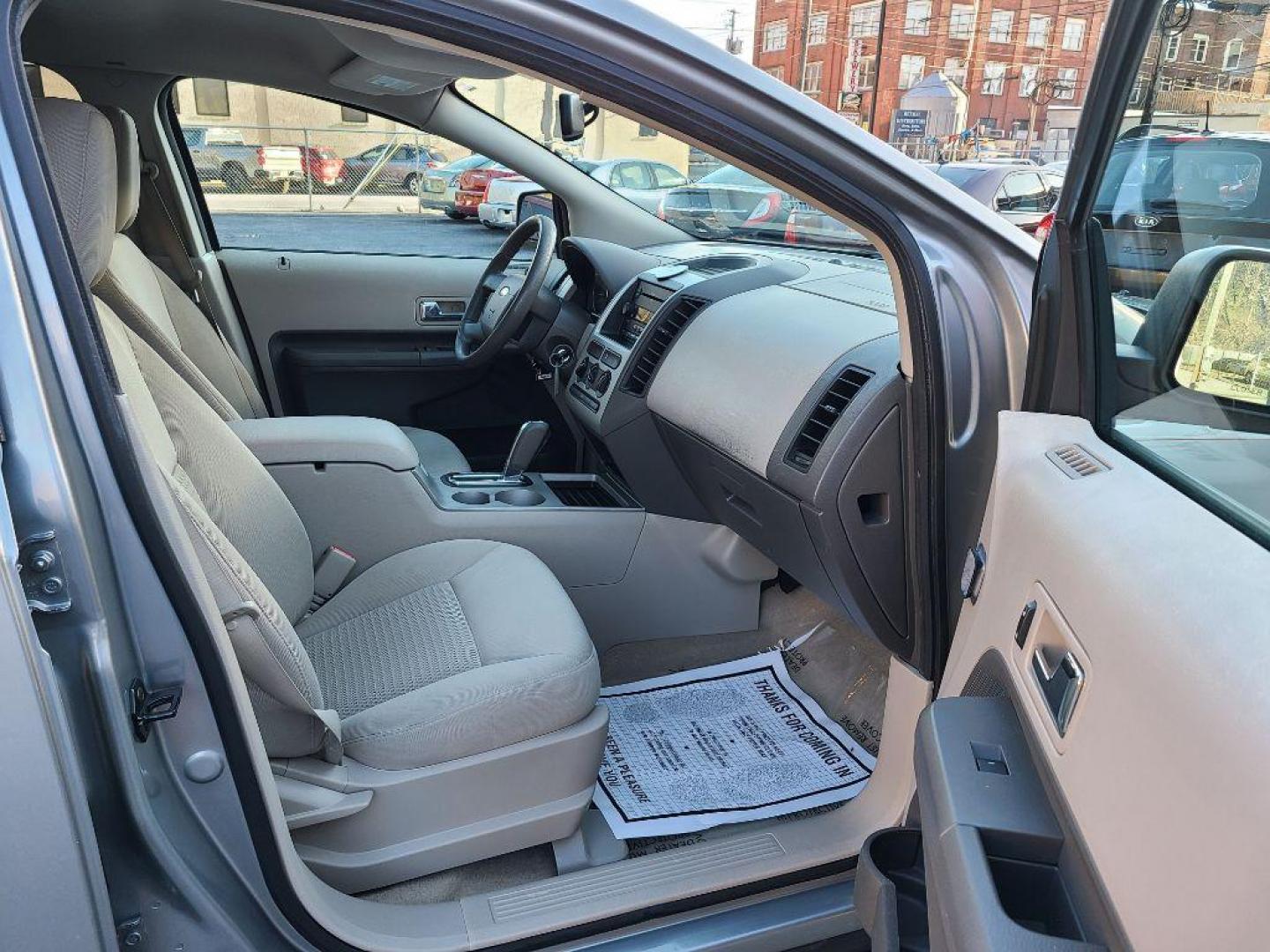 2007 GRAY FORD EDGE SE (2FMDK46C67B) with an 3.5L engine, Automatic transmission, located at 117 North Cameron Street, Harrisburg, PA, 17101, (717) 963-8962, 40.266762, -76.875259 - WE FINANCE!!! Good Credit/ Bad Credit/ No Credit - ALL Trade-Ins Welcomed!!! ***Guaranteed Credit Approval*** APPLY ONLINE or CALL us TODAY ;) Internet Prices and Marketplace Prices are SPECIAL discounted ***CASH DEALS*** Retail Prices are higher. Please call us to discuss your cash and finan - Photo#12