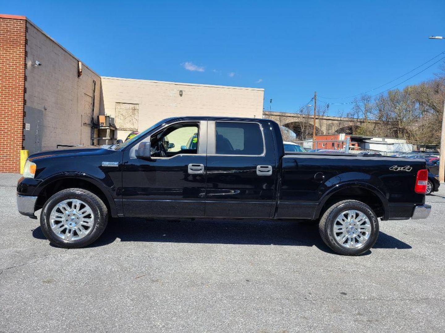 2007 BLACK FORD F150 LARIAT SUPERCREW (1FTPW14V97F) with an 5.4L engine, Automatic transmission, located at 117 North Cameron Street, Harrisburg, PA, 17101, (717) 963-8962, 40.266762, -76.875259 - WE FINANCE!!! Good Credit/ Bad Credit/ No Credit - ALL Trade-Ins Welcomed!!! ***Guaranteed Credit Approval*** APPLY ONLINE or CALL us TODAY ;) Internet Prices and Marketplace Prices are SPECIAL discounted ***CASH DEALS*** Retail Prices are higher. Please call us to discuss your cash and finan - Photo#1