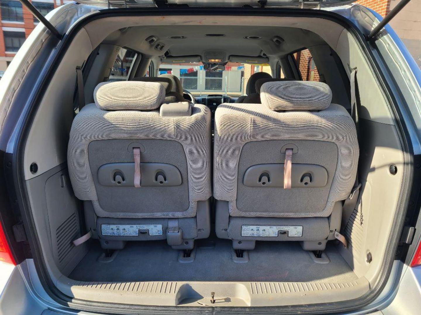 2007 SILVER KIA SEDONA EX (KNDMB133976) with an 3.8L engine, Automatic transmission, located at 117 North Cameron Street, Harrisburg, PA, 17101, (717) 963-8962, 40.266762, -76.875259 - WE FINANCE!!! Good Credit/ Bad Credit/ No Credit - ALL Trade-Ins Welcomed!!! ***Guaranteed Credit Approval*** APPLY ONLINE or CALL us TODAY ;) Internet Prices and Marketplace Prices are SPECIAL discounted ***CASH DEALS*** Retail Prices are higher. Please call us to discuss your cash and finan - Photo#13