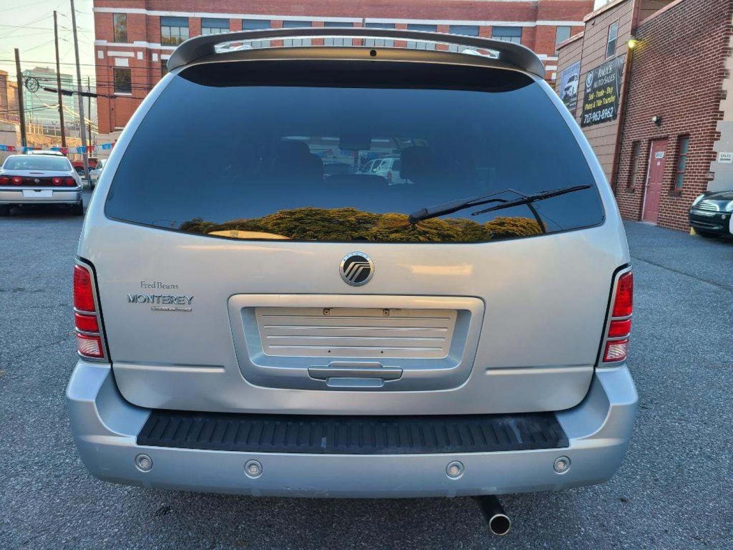 2007 SILVER MERCURY MONTEREY LUXURY (2MRDA22247B) with an 4.2L engine, Automatic transmission, located at 117 North Cameron Street, Harrisburg, PA, 17101, (717) 963-8962, 40.266762, -76.875259 - WE FINANCE!!! Good Credit/ Bad Credit/ No Credit - ALL Trade-Ins Welcomed!!! ***Guaranteed Credit Approval*** APPLY ONLINE or CALL us TODAY ;) Internet Prices and Marketplace Prices are SPECIAL discounted ***CASH DEALS*** Retail Prices are higher. Please call us to discuss your cash and finan - Photo#3