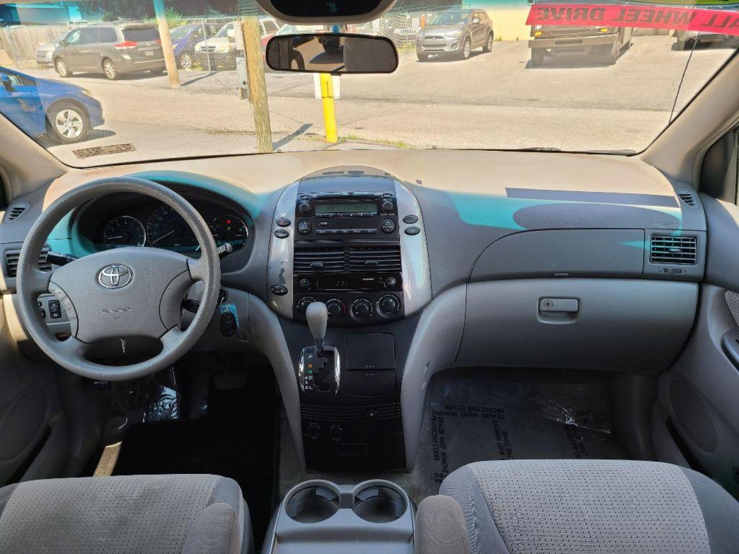 2007 BLUE TOYOTA SIENNA LE (5TDBK23C17S) with an 3.5L engine, Automatic transmission, located at 117 North Cameron Street, Harrisburg, PA, 17101, (717) 963-8962, 40.266762, -76.875259 - WE FINANCE!!! Good Credit/ Bad Credit/ No Credit - ALL Trade-Ins Welcomed!!! ***Guaranteed Credit Approval*** APPLY ONLINE or CALL us TODAY ;) Internet Prices and Marketplace Prices are SPECIAL discounted ***CASH DEALS*** Retail Prices are higher. Please call us to discuss your cash and finan - Photo#9