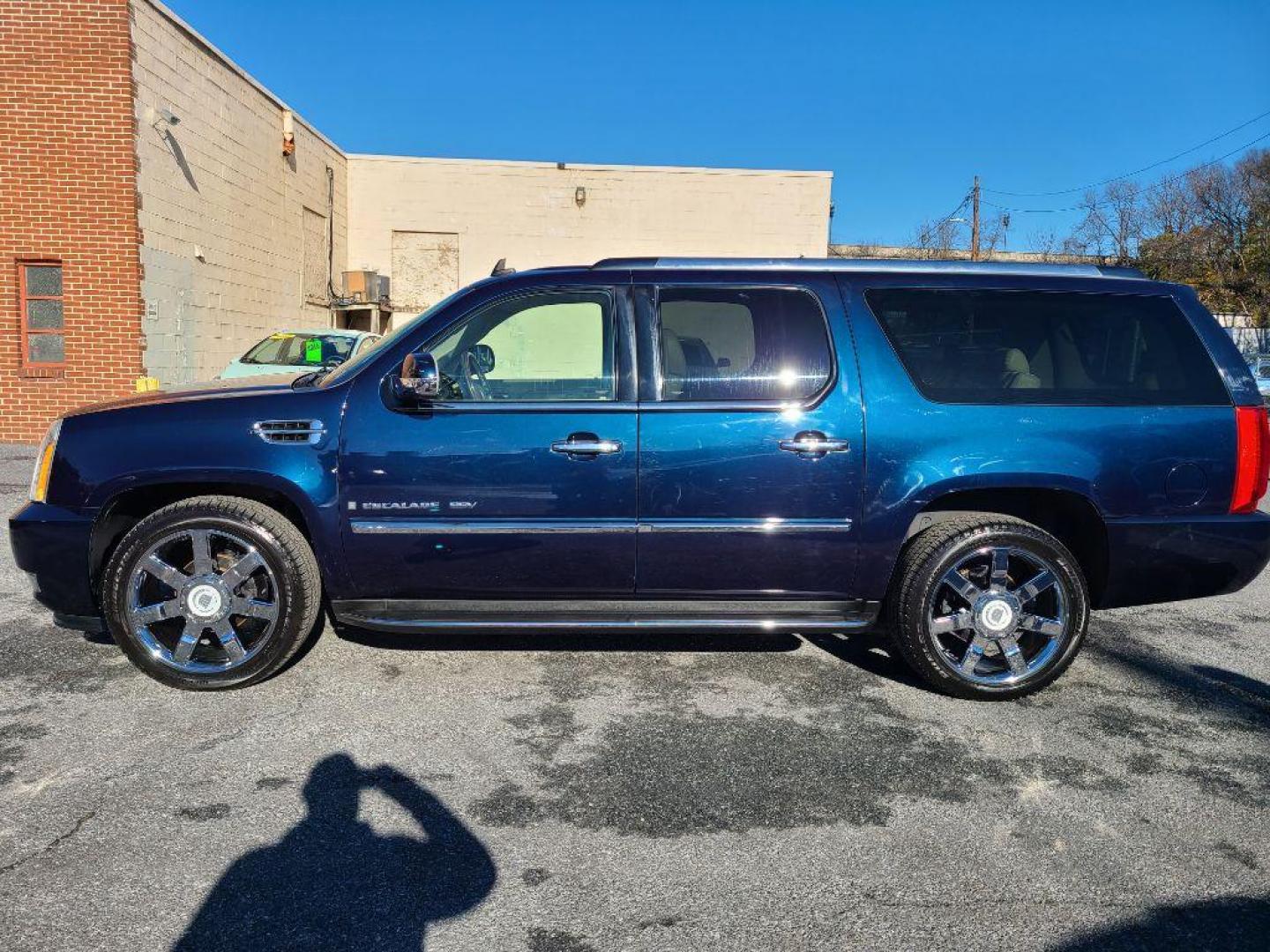 2008 BLUE CADILLAC ESCALADE ESV (1GYFK66848R) with an 6.2L engine, Automatic transmission, located at 117 North Cameron Street, Harrisburg, PA, 17101, (717) 963-8962, 40.266762, -76.875259 - WE FINANCE!!! Good Credit/ Bad Credit/ No Credit - ALL Trade-Ins Welcomed!!! ***Guaranteed Credit Approval*** APPLY ONLINE or CALL us TODAY ;) Internet Prices and Marketplace Prices are SPECIAL discounted ***CASH DEALS*** Retail Prices are higher. Please call us to discuss your cash and finan - Photo#1