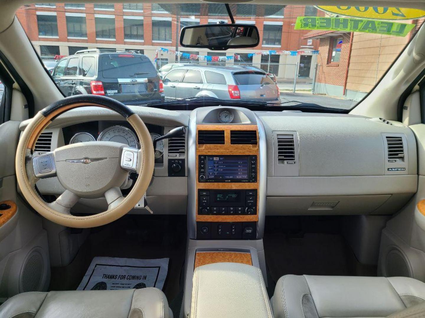 2008 WHITE CHRYSLER ASPEN LIMITED (1A8HW58208F) with an 5.7L engine, Automatic transmission, located at 117 North Cameron Street, Harrisburg, PA, 17101, (717) 963-8962, 40.266762, -76.875259 - WE FINANCE!!! Good Credit/ Bad Credit/ No Credit - ALL Trade-Ins Welcomed!!! ***Guaranteed Credit Approval*** APPLY ONLINE or CALL us TODAY ;) Internet Prices and Marketplace Prices are SPECIAL discounted ***CASH DEALS*** Retail Prices are higher. Please call us to discuss your cash and finan - Photo#9