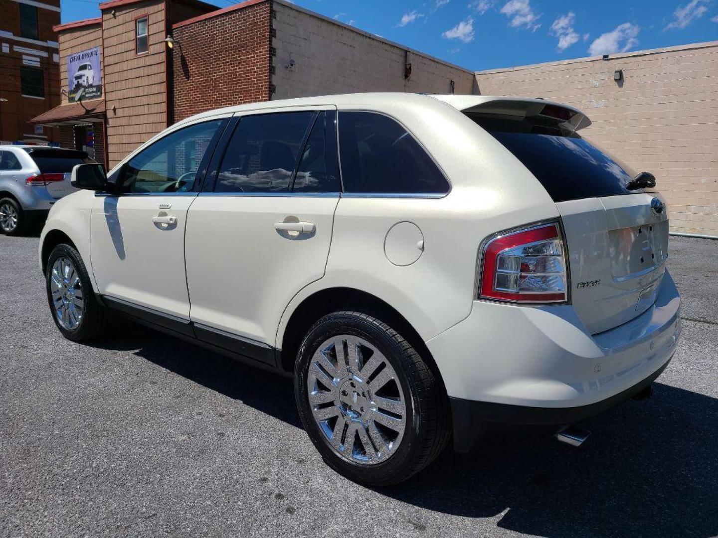 2008 WHITE FORD EDGE LIMITED (2FMDK49C08B) with an 3.5L engine, Automatic transmission, located at 117 North Cameron Street, Harrisburg, PA, 17101, (717) 963-8962, 40.266762, -76.875259 - WE FINANCE!!! Good Credit/ Bad Credit/ No Credit - ALL Trade-Ins Welcomed!!! ***Guaranteed Credit Approval*** APPLY ONLINE or CALL us TODAY ;) Internet Prices and Marketplace Prices are SPECIAL discounted ***CASH DEALS*** Retail Prices are higher. Please call us to discuss your cash and finan - Photo#2