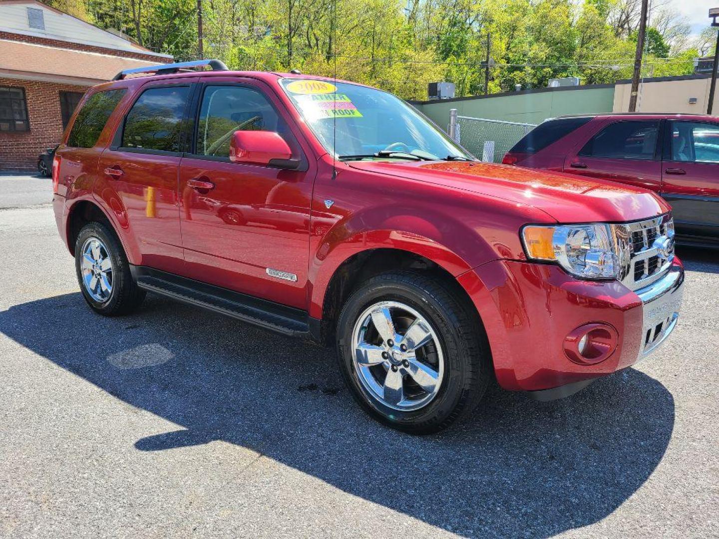 2008 RED FORD ESCAPE LIMITED (1FMCU94198K) with an 3.0L engine, Automatic transmission, located at 117 North Cameron Street, Harrisburg, PA, 17101, (717) 963-8962, 40.266762, -76.875259 - WE FINANCE!!! Good Credit/ Bad Credit/ No Credit - ALL Trade-Ins Welcomed!!! ***Guaranteed Credit Approval*** APPLY ONLINE or CALL us TODAY ;) Internet Prices and Marketplace Prices are SPECIAL discounted ***CASH DEALS*** Retail Prices are higher. Please call us to discuss your cash and finan - Photo#6