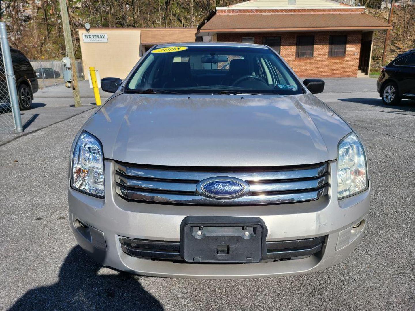 2008 SILVER FORD FUSION SE (3FAHP07198R) with an 3.0L engine, Automatic transmission, located at 117 North Cameron Street, Harrisburg, PA, 17101, (717) 963-8962, 40.266762, -76.875259 - WE FINANCE!!! Good Credit/ Bad Credit/ No Credit - ALL Trade-Ins Welcomed!!! ***Guaranteed Credit Approval*** APPLY ONLINE or CALL us TODAY ;) Internet Prices and Marketplace Prices are SPECIAL discounted ***CASH DEALS*** Retail Prices are higher. Please call us to discuss your cash and finan - Photo#7