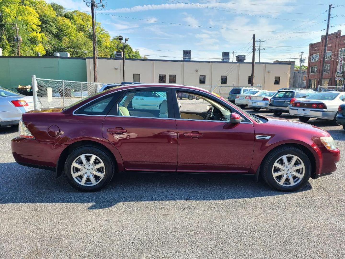 2008 RED FORD TAURUS SEL (1FAHP24W88G) with an 3.5L engine, Automatic transmission, located at 117 North Cameron Street, Harrisburg, PA, 17101, (717) 963-8962, 40.266762, -76.875259 - WE FINANCE!!! Good Credit/ Bad Credit/ No Credit - ALL Trade-Ins Welcomed!!! ***Guaranteed Credit Approval*** APPLY ONLINE or CALL us TODAY ;) Internet Prices and Marketplace Prices are SPECIAL discounted ***CASH DEALS*** Retail Prices are higher. Please call us to discuss your cash and finan - Photo#5