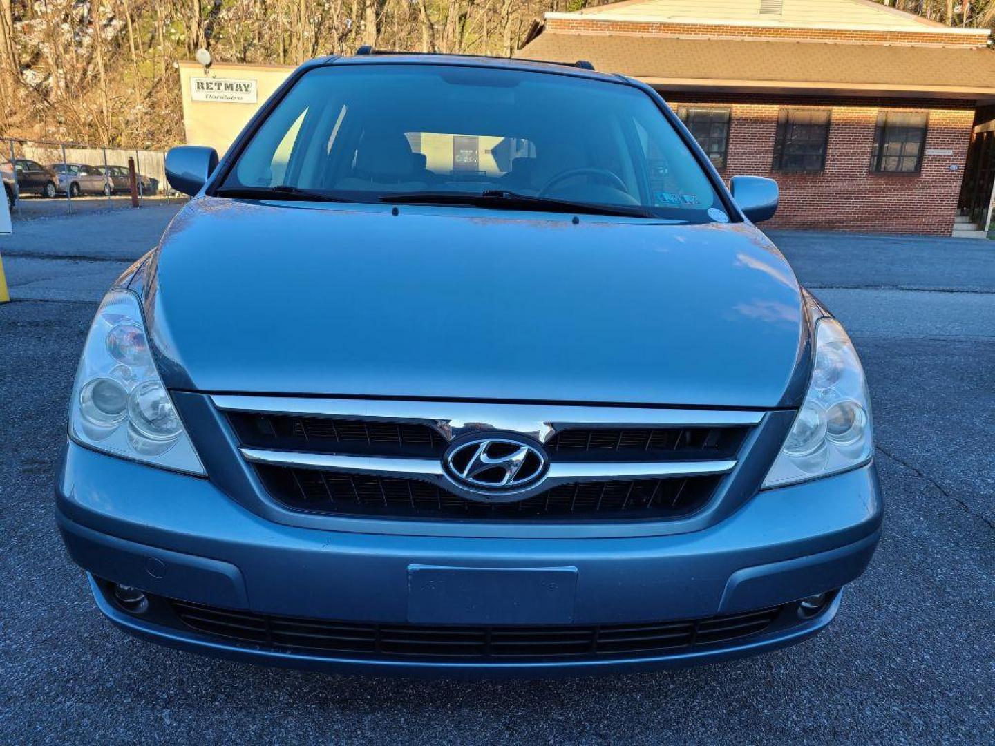 2008 BLUE HYUNDAI ENTOURAGE GLS (KNDMC233186) with an 3.8L engine, Automatic transmission, located at 117 North Cameron Street, Harrisburg, PA, 17101, (717) 963-8962, 40.266762, -76.875259 - WE FINANCE!!! Good Credit/ Bad Credit/ No Credit - ALL Trade-Ins Welcomed!!! ***Guaranteed Credit Approval*** APPLY ONLINE or CALL us TODAY ;) Internet Prices and Marketplace Prices are SPECIAL discounted ***CASH DEALS*** Retail Prices are higher. Please call us to discuss your cash and finan - Photo#7