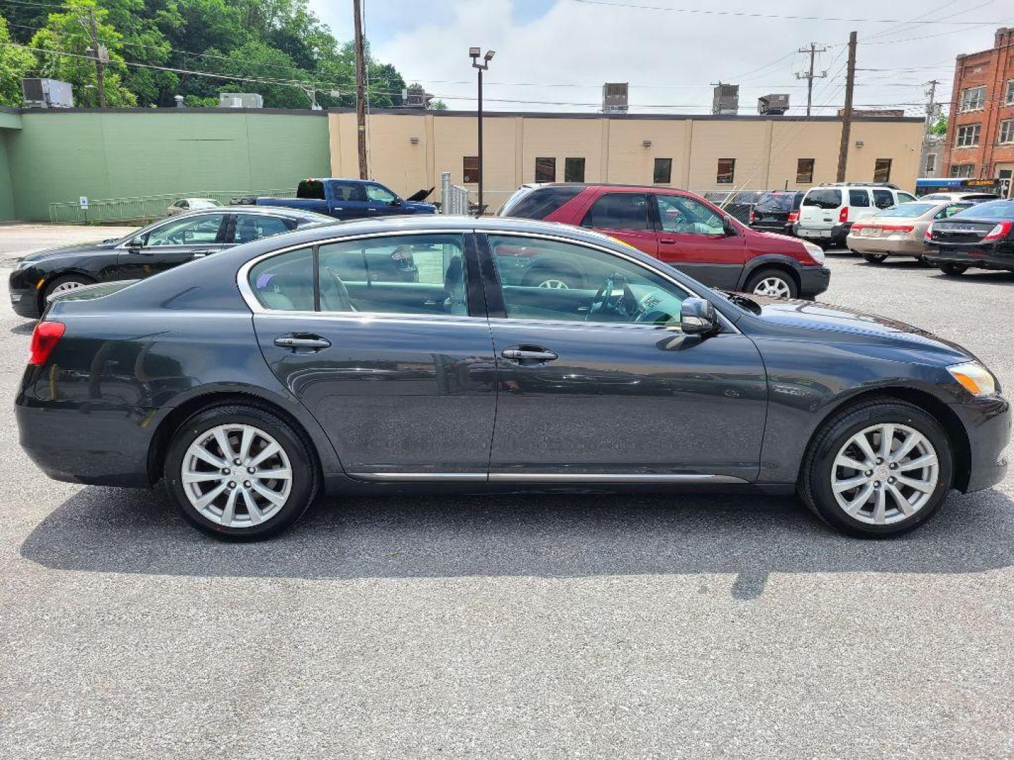 2008 GRAY LEXUS GS 350 (JTHCE96S880) with an 3.5L engine, Automatic transmission, located at 117 North Cameron Street, Harrisburg, PA, 17101, (717) 963-8962, 40.266762, -76.875259 - WE FINANCE!!! Good Credit/ Bad Credit/ No Credit - ALL Trade-Ins Welcomed!!! ***Guaranteed Credit Approval*** APPLY ONLINE or CALL us TODAY ;) Internet Prices and Marketplace Prices are SPECIAL discounted ***CASH DEALS*** Retail Prices are higher. Please call us to discuss your cash and finan - Photo#5