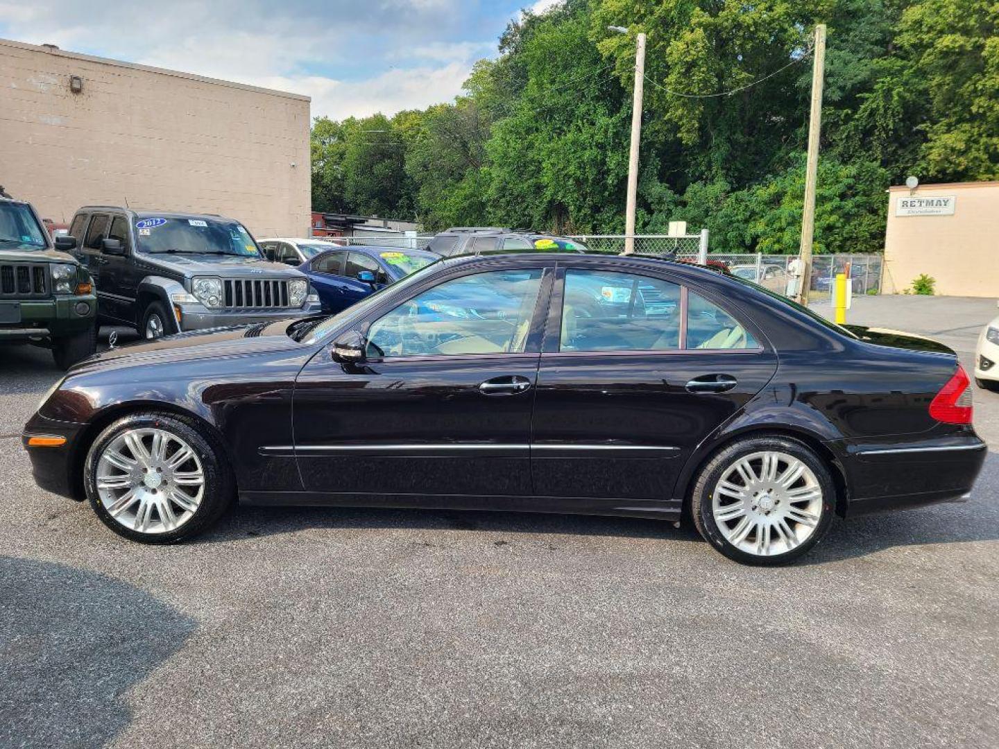 2008 BLACK MERCEDES-BENZ E-CLASS E350 4MATIC (WDBUF87X48B) with an 3.5L engine, Automatic transmission, located at 117 North Cameron Street, Harrisburg, PA, 17101, (717) 963-8962, 40.266762, -76.875259 - WE FINANCE!!! Good Credit/ Bad Credit/ No Credit - ALL Trade-Ins Welcomed!!! ***Guaranteed Credit Approval*** APPLY ONLINE or CALL us TODAY ;) Internet Prices and Marketplace Prices are SPECIAL discounted ***CASH DEALS*** Retail Prices are higher. Please call us to discuss your cash and finan - Photo#1