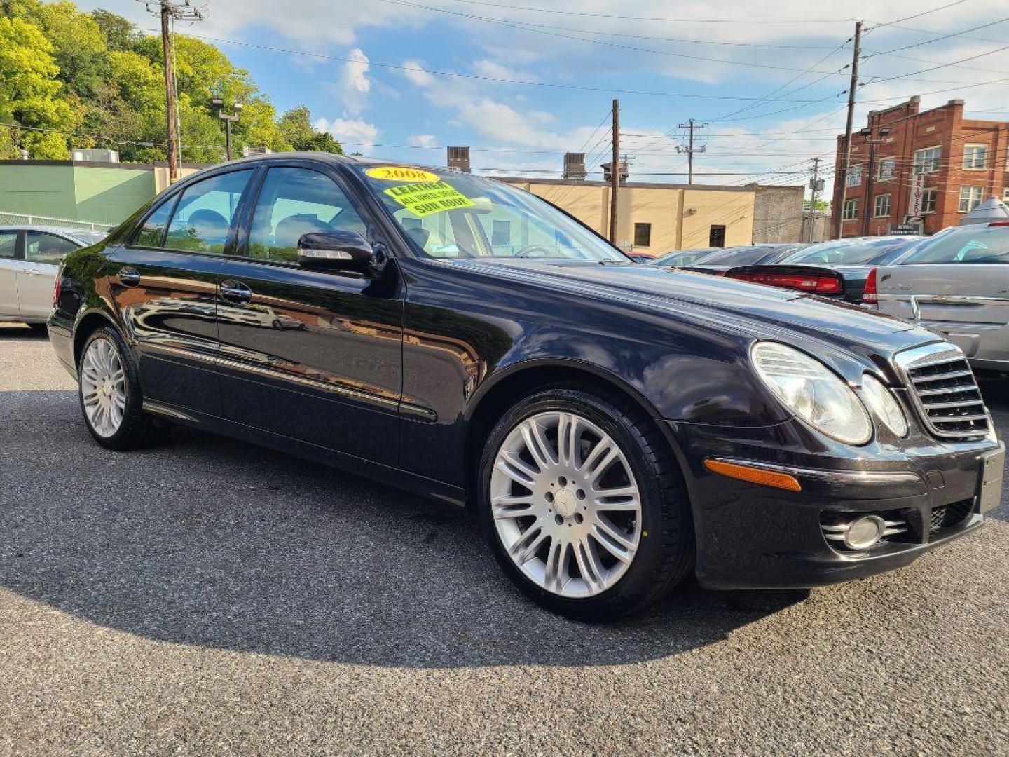 2008 BLACK MERCEDES-BENZ E-CLASS E350 4MATIC (WDBUF87X48B) with an 3.5L engine, Automatic transmission, located at 117 North Cameron Street, Harrisburg, PA, 17101, (717) 963-8962, 40.266762, -76.875259 - WE FINANCE!!! Good Credit/ Bad Credit/ No Credit - ALL Trade-Ins Welcomed!!! ***Guaranteed Credit Approval*** APPLY ONLINE or CALL us TODAY ;) Internet Prices and Marketplace Prices are SPECIAL discounted ***CASH DEALS*** Retail Prices are higher. Please call us to discuss your cash and finan - Photo#6