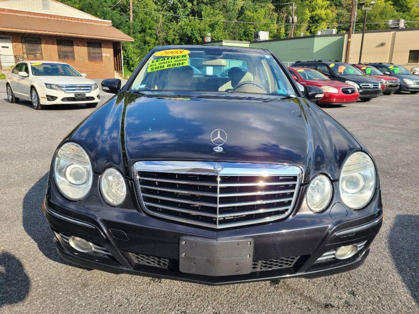 2008 BLACK MERCEDES-BENZ E-CLASS E350 4MATIC (WDBUF87X48B) with an 3.5L engine, Automatic transmission, located at 117 North Cameron Street, Harrisburg, PA, 17101, (717) 963-8962, 40.266762, -76.875259 - WE FINANCE!!! Good Credit/ Bad Credit/ No Credit - ALL Trade-Ins Welcomed!!! ***Guaranteed Credit Approval*** APPLY ONLINE or CALL us TODAY ;) Internet Prices and Marketplace Prices are SPECIAL discounted ***CASH DEALS*** Retail Prices are higher. Please call us to discuss your cash and finan - Photo#7