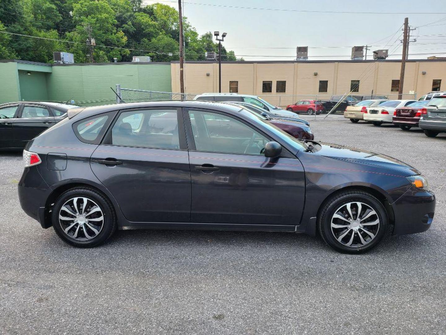 2008 GREY SUBARU IMPREZA 2.5I (JF1GH61668H) with an 2.5L engine, Automatic transmission, located at 117 North Cameron Street, Harrisburg, PA, 17101, (717) 963-8962, 40.266762, -76.875259 - WE FINANCE!!! Good Credit/ Bad Credit/ No Credit - ALL Trade-Ins Welcomed!!! ***Guaranteed Credit Approval*** APPLY ONLINE or CALL us TODAY ;) Internet Prices and Marketplace Prices are SPECIAL discounted ***CASH DEALS*** Retail Prices are higher. Please call us to discuss your cash and finan - Photo#5