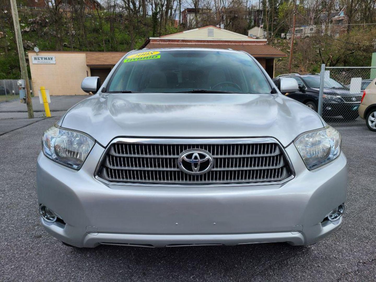 2008 SILVER TOYOTA HIGHLANDER HYBRID LIMITED (JTEEW44A082) with an 3.3L engine, Continuously Variable transmission, located at 117 North Cameron Street, Harrisburg, PA, 17101, (717) 963-8962, 40.266762, -76.875259 - WE FINANCE!!! Good Credit/ Bad Credit/ No Credit - ALL Trade-Ins Welcomed!!! ***Guaranteed Credit Approval*** APPLY ONLINE or CALL us TODAY ;) Internet Prices and Marketplace Prices are SPECIAL discounted ***CASH DEALS*** Retail Prices are higher. Please call us to discuss your cash and finan - Photo#7