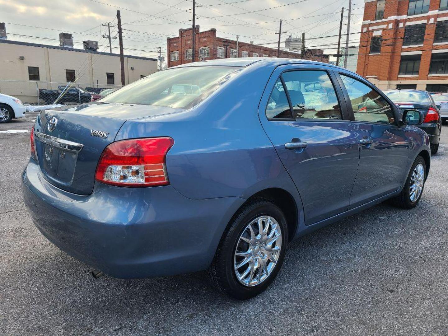 2008 BLUE TOYOTA YARIS SEDAN (JTDBT903284) with an 1.5L engine, Automatic transmission, located at 117 North Cameron Street, Harrisburg, PA, 17101, (717) 963-8962, 40.266762, -76.875259 - WE FINANCE!!! Good Credit/ Bad Credit/ No Credit - ALL Trade-Ins Welcomed!!! ***Guaranteed Credit Approval*** APPLY ONLINE or CALL us TODAY ;) Internet Prices and Marketplace Prices are SPECIAL discounted ***CASH DEALS*** Retail Prices are higher. Please call us to discuss your cash and finan - Photo#4