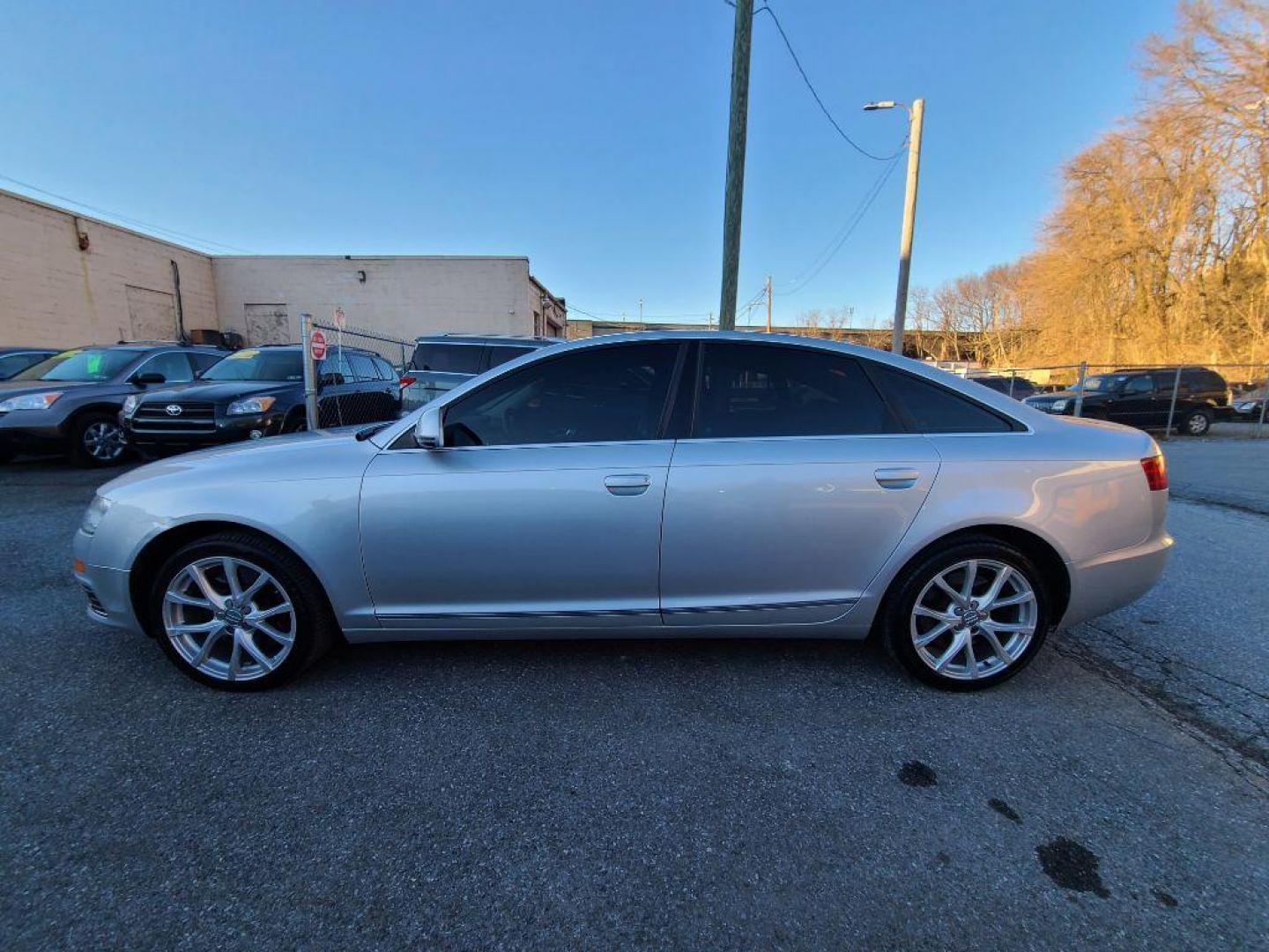 2009 SILVER AUDI A6 PREMIUM PLUS (WAUSG74F49N) with an 3.0L engine, Automatic transmission, located at 7981 Paxton Street, Harrisburg, PA, 17111, (717) 561-2926, 40.261490, -76.749229 - WE FINANCE!!! Good Credit/ Bad Credit/ No Credit - ALL Trade-Ins Welcomed!!! ***Guaranteed Credit Approval*** APPLY ONLINE or CALL us TODAY ;) Internet Prices and Marketplace Prices are SPECIAL discounted ***CASH DEALS*** Retail Prices are higher. Please call us to discuss your cash and finan - Photo#1