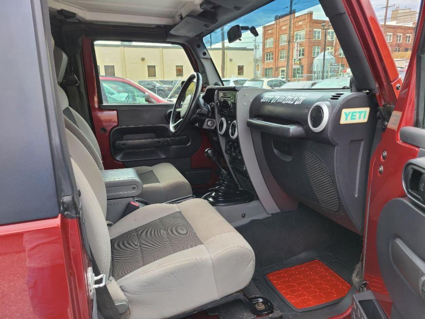 2009 BURGUN JEEP WRANGLER X (1J4FA24179L) with an 3.8L engine, 4-Speed Manual transmission, located at 117 North Cameron Street, Harrisburg, PA, 17101, (717) 963-8962, 40.266762, -76.875259 - WE FINANCE!!! Good Credit/ Bad Credit/ No Credit - ALL Trade-Ins Welcomed!!! ***Guaranteed Credit Approval*** APPLY ONLINE or CALL us TODAY ;) Internet Prices and Marketplace Prices are SPECIAL discounted ***CASH DEALS*** Retail Prices are higher. Please call us to discuss your cash and finan - Photo#11