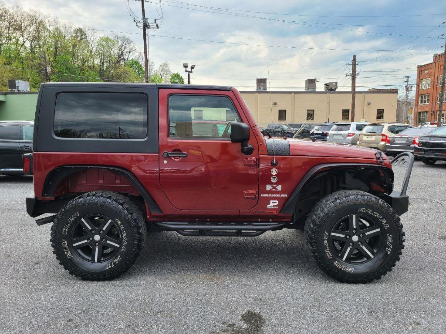 2009 BURGUN JEEP WRANGLER X (1J4FA24179L) with an 3.8L engine, 4-Speed Manual transmission, located at 117 North Cameron Street, Harrisburg, PA, 17101, (717) 963-8962, 40.266762, -76.875259 - WE FINANCE!!! Good Credit/ Bad Credit/ No Credit - ALL Trade-Ins Welcomed!!! ***Guaranteed Credit Approval*** APPLY ONLINE or CALL us TODAY ;) Internet Prices and Marketplace Prices are SPECIAL discounted ***CASH DEALS*** Retail Prices are higher. Please call us to discuss your cash and finan - Photo#5