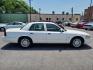 2009 WHITE MERCURY GRAND MARQUIS LS (2MEHM75V89X) with an 4.6L engine, Automatic transmission, located at 117 North Cameron Street, Harrisburg, PA, 17101, (717) 963-8962, 40.266762, -76.875259 - WE FINANCE!!! Good Credit/ Bad Credit/ No Credit - ALL Trade-Ins Welcomed!!! ***Guaranteed Credit Approval*** APPLY ONLINE or CALL us TODAY ;) Internet Prices and Marketplace Prices are SPECIAL discounted ***CASH DEALS*** Retail Prices are higher. Please call us to discuss your cash and finan - Photo#5