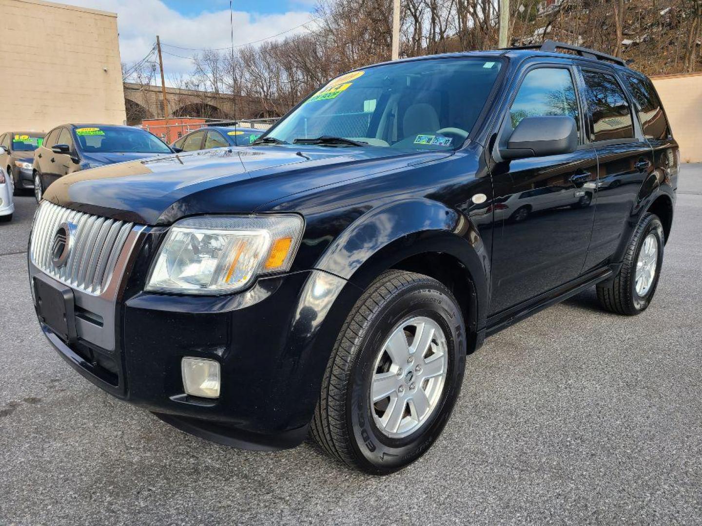 2009 BLACK MERCURY MARINER (4M2CU91729K) with an 2.5L engine, Automatic transmission, located at 117 North Cameron Street, Harrisburg, PA, 17101, (717) 963-8962, 40.266762, -76.875259 - WE FINANCE!!! Good Credit/ Bad Credit/ No Credit - ALL Trade-Ins Welcomed!!! ***Guaranteed Credit Approval*** APPLY ONLINE or CALL us TODAY ;) Internet Prices and Marketplace Prices are SPECIAL discounted ***CASH DEALS*** Retail Prices are higher. Please call us to discuss your cash and finan - Photo#0