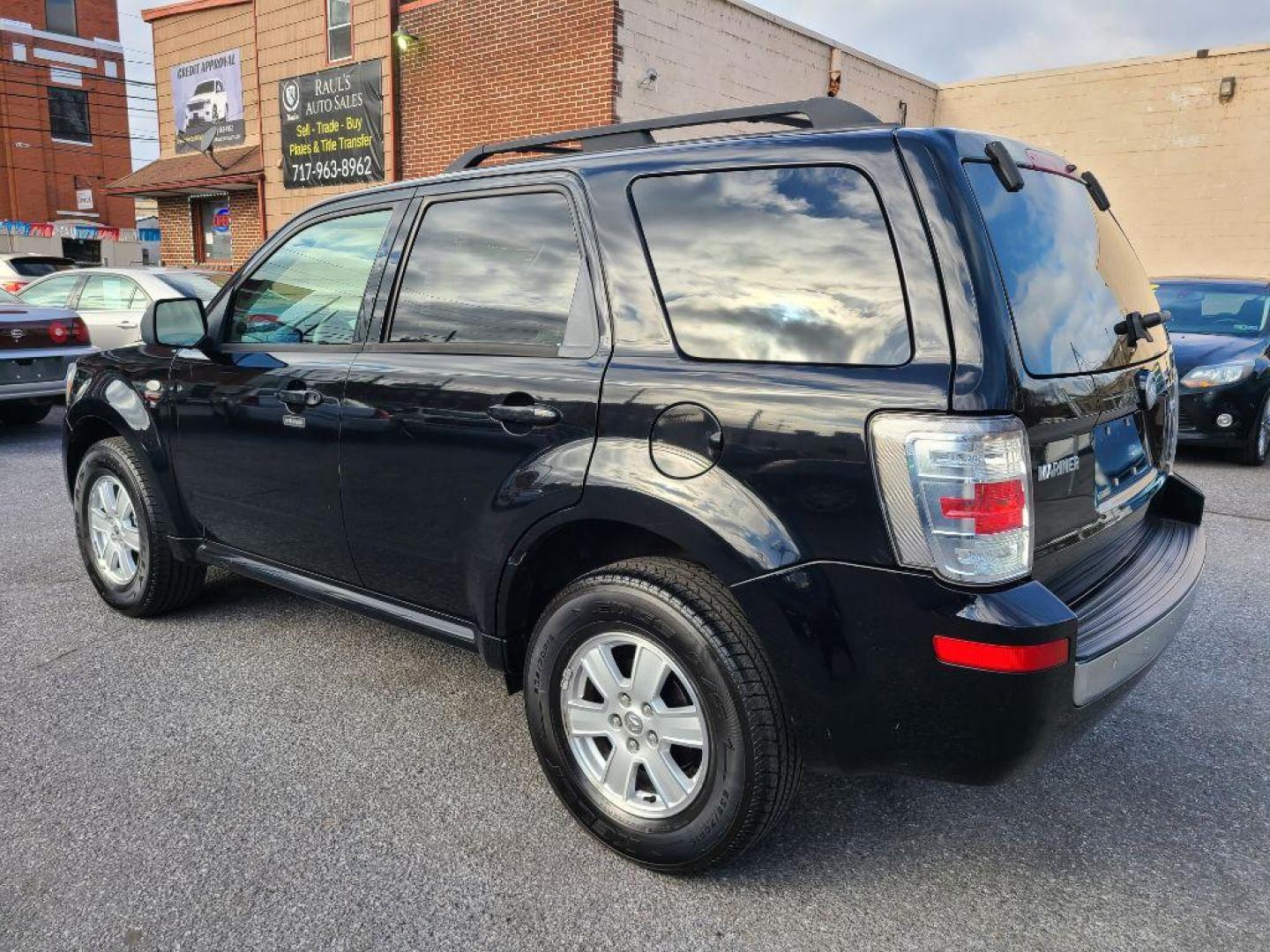 2009 BLACK MERCURY MARINER (4M2CU91729K) with an 2.5L engine, Automatic transmission, located at 117 North Cameron Street, Harrisburg, PA, 17101, (717) 963-8962, 40.266762, -76.875259 - WE FINANCE!!! Good Credit/ Bad Credit/ No Credit - ALL Trade-Ins Welcomed!!! ***Guaranteed Credit Approval*** APPLY ONLINE or CALL us TODAY ;) Internet Prices and Marketplace Prices are SPECIAL discounted ***CASH DEALS*** Retail Prices are higher. Please call us to discuss your cash and finan - Photo#2