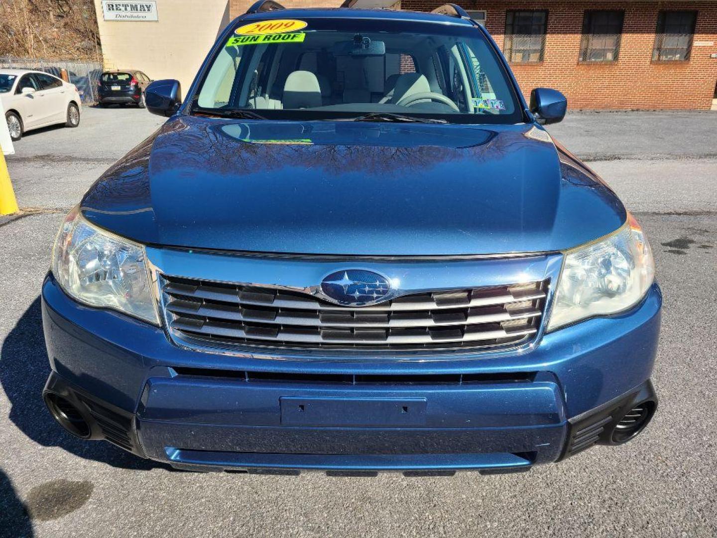 2009 BLUE SUBARU FORESTER 2.5X PREMIUM (JF2SH63659H) with an 2.5L engine, Automatic transmission, located at 117 North Cameron Street, Harrisburg, PA, 17101, (717) 963-8962, 40.266762, -76.875259 - WE FINANCE!!! Good Credit/ Bad Credit/ No Credit - ALL Trade-Ins Welcomed!!! ***Guaranteed Credit Approval*** APPLY ONLINE or CALL us TODAY ;) Internet Prices and Marketplace Prices are SPECIAL discounted ***CASH DEALS*** Retail Prices are higher. Please call us to discuss your cash and finan - Photo#9