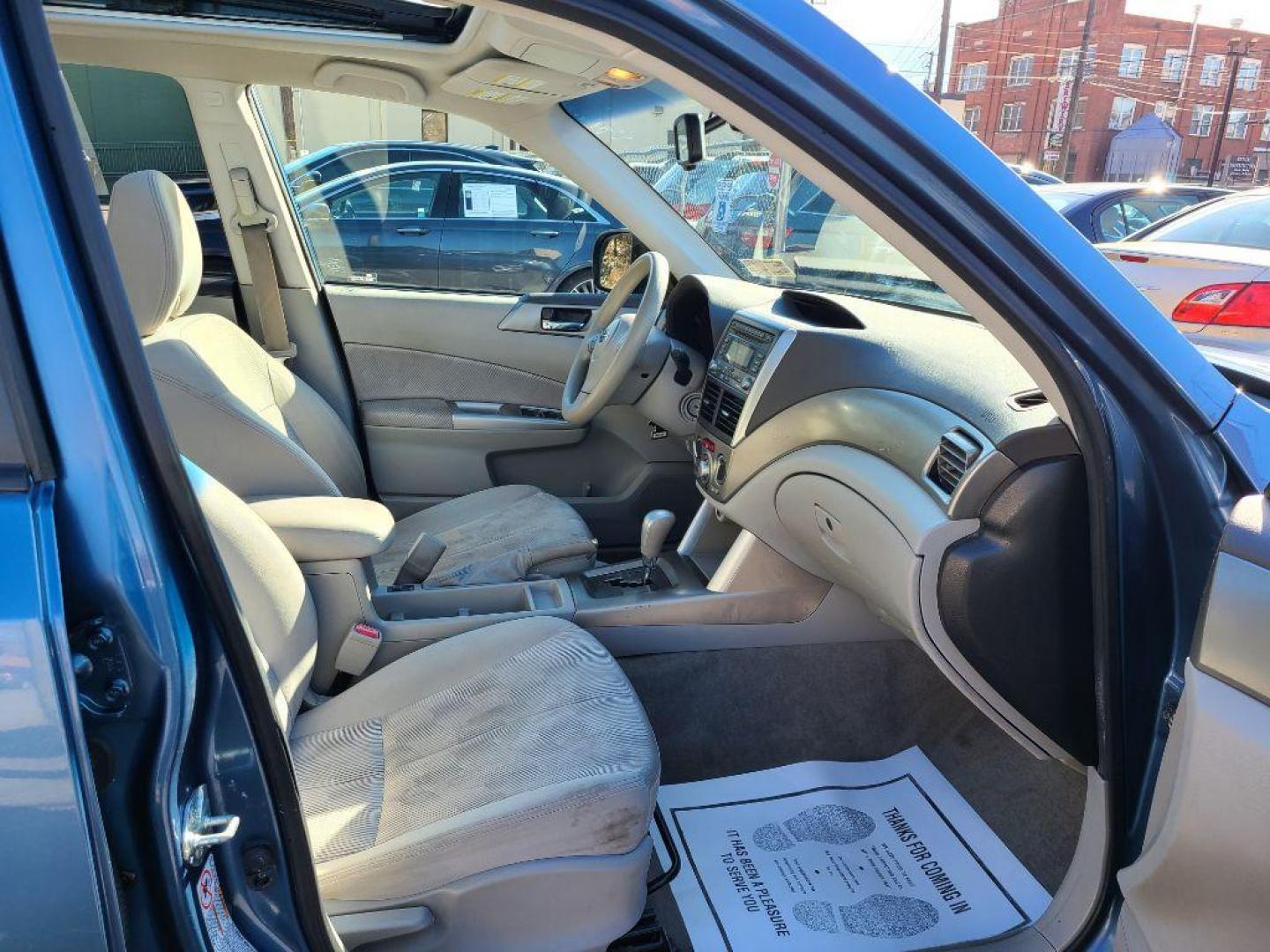 2009 BLUE SUBARU FORESTER 2.5X PREMIUM (JF2SH63659H) with an 2.5L engine, Automatic transmission, located at 117 North Cameron Street, Harrisburg, PA, 17101, (717) 963-8962, 40.266762, -76.875259 - WE FINANCE!!! Good Credit/ Bad Credit/ No Credit - ALL Trade-Ins Welcomed!!! ***Guaranteed Credit Approval*** APPLY ONLINE or CALL us TODAY ;) Internet Prices and Marketplace Prices are SPECIAL discounted ***CASH DEALS*** Retail Prices are higher. Please call us to discuss your cash and finan - Photo#8