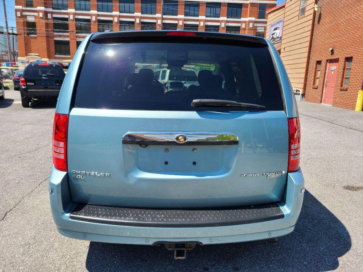 2010 BLUE CHRYSLER TOWN and COUNTRY LIMITED (2A4RR6DX9AR) with an 4.0L engine, Automatic transmission, located at 117 North Cameron Street, Harrisburg, PA, 17101, (717) 963-8962, 40.266762, -76.875259 - WE FINANCE!!! Good Credit/ Bad Credit/ No Credit - ALL Trade-Ins Welcomed!!! ***Guaranteed Credit Approval*** APPLY ONLINE or CALL us TODAY ;) Internet Prices and Marketplace Prices are SPECIAL discounted ***CASH DEALS*** Retail Prices are higher. Please call us to discuss your cash and finan - Photo#3