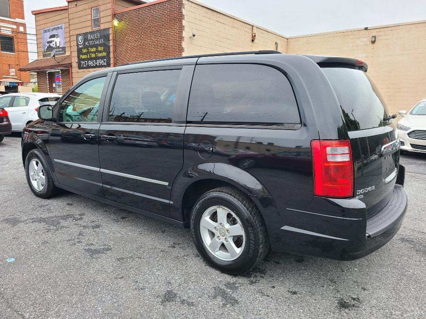 2010 BLACK DODGE GRAND CARAVAN SXT (2D4RN5DX6AR) with an 4.0L engine, Automatic transmission, located at 117 North Cameron Street, Harrisburg, PA, 17101, (717) 963-8962, 40.266762, -76.875259 - WE FINANCE!!! Good Credit/ Bad Credit/ No Credit - ALL Trade-Ins Welcomed!!! ***Guaranteed Credit Approval*** APPLY ONLINE or CALL us TODAY ;) Internet Prices and Marketplace Prices are SPECIAL discounted ***CASH DEALS*** Retail Prices are higher. Please call us to discuss your cash and finan - Photo#2