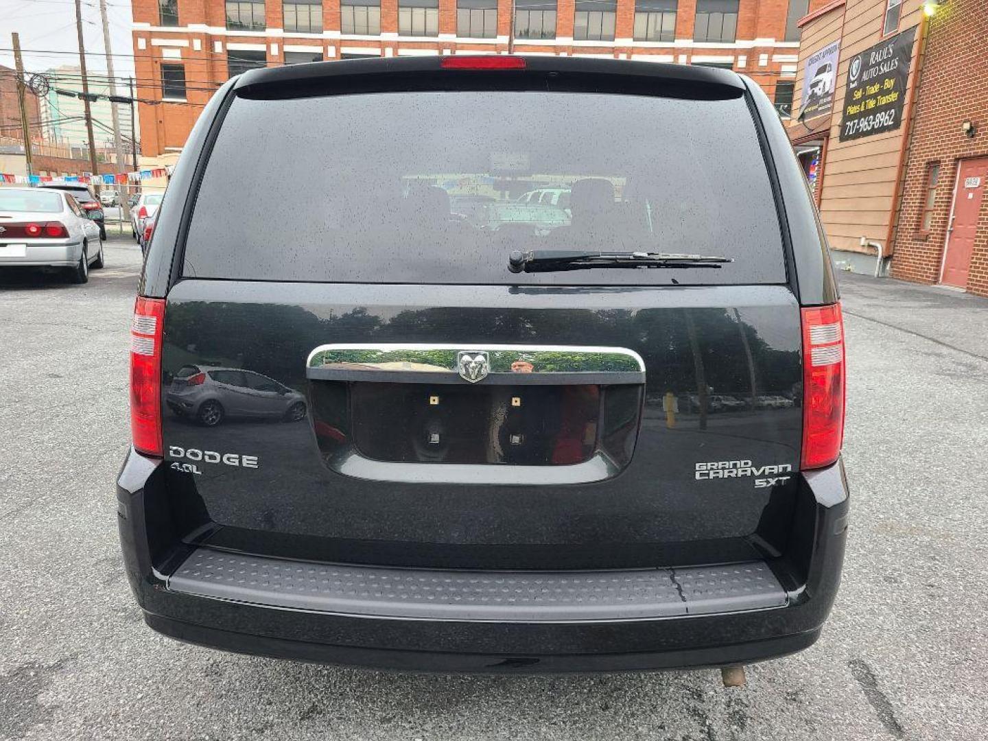 2010 BLACK DODGE GRAND CARAVAN SXT (2D4RN5DX6AR) with an 4.0L engine, Automatic transmission, located at 117 North Cameron Street, Harrisburg, PA, 17101, (717) 963-8962, 40.266762, -76.875259 - WE FINANCE!!! Good Credit/ Bad Credit/ No Credit - ALL Trade-Ins Welcomed!!! ***Guaranteed Credit Approval*** APPLY ONLINE or CALL us TODAY ;) Internet Prices and Marketplace Prices are SPECIAL discounted ***CASH DEALS*** Retail Prices are higher. Please call us to discuss your cash and finan - Photo#3