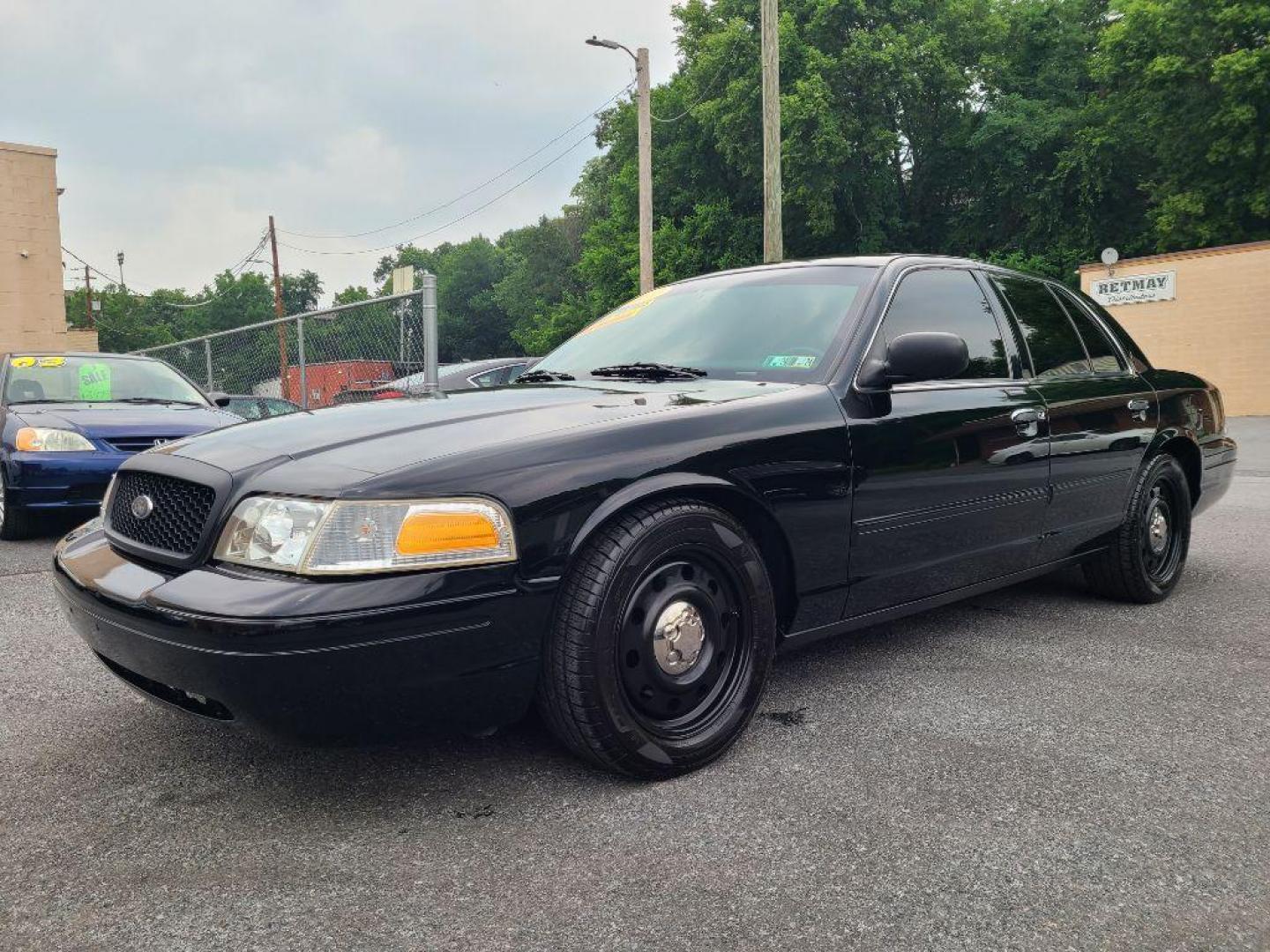 2010 BLACK FORD CROWN VICTORIA LX (2FABP7EV2AX) with an 4.6L engine, Automatic transmission, located at 117 North Cameron Street, Harrisburg, PA, 17101, (717) 963-8962, 40.266762, -76.875259 - WE FINANCE!!! Good Credit/ Bad Credit/ No Credit - ALL Trade-Ins Welcomed!!! ***Guaranteed Credit Approval*** APPLY ONLINE or CALL us TODAY ;) Internet Prices and Marketplace Prices are SPECIAL discounted ***CASH DEALS*** Retail Prices are higher. Please call us to discuss your cash and finan - Photo#0