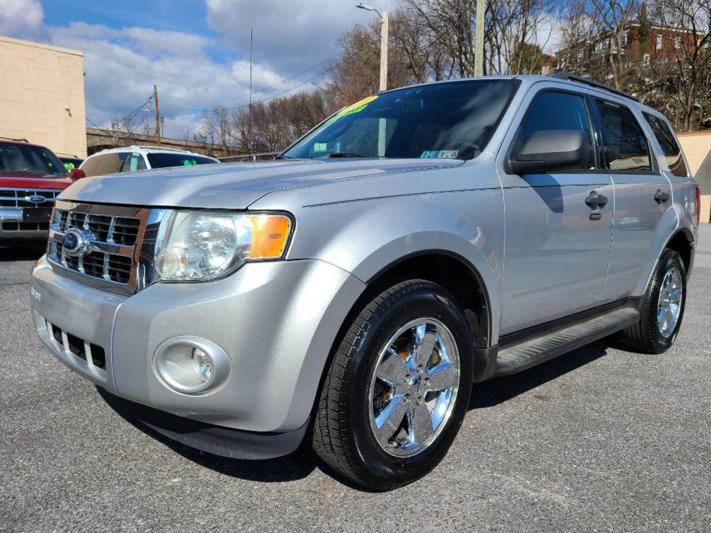 2010 SILVER FORD ESCAPE XLT (1FMCU9DG6AK) with an 3.0L engine, Automatic transmission, located at 117 North Cameron Street, Harrisburg, PA, 17101, (717) 963-8962, 40.266762, -76.875259 - WE FINANCE!!! Good Credit/ Bad Credit/ No Credit - ALL Trade-Ins Welcomed!!! ***Guaranteed Credit Approval*** APPLY ONLINE or CALL us TODAY ;) Internet Prices and Marketplace Prices are SPECIAL discounted ***CASH DEALS*** Retail Prices are higher. Please call us to discuss your cash and finan - Photo#0