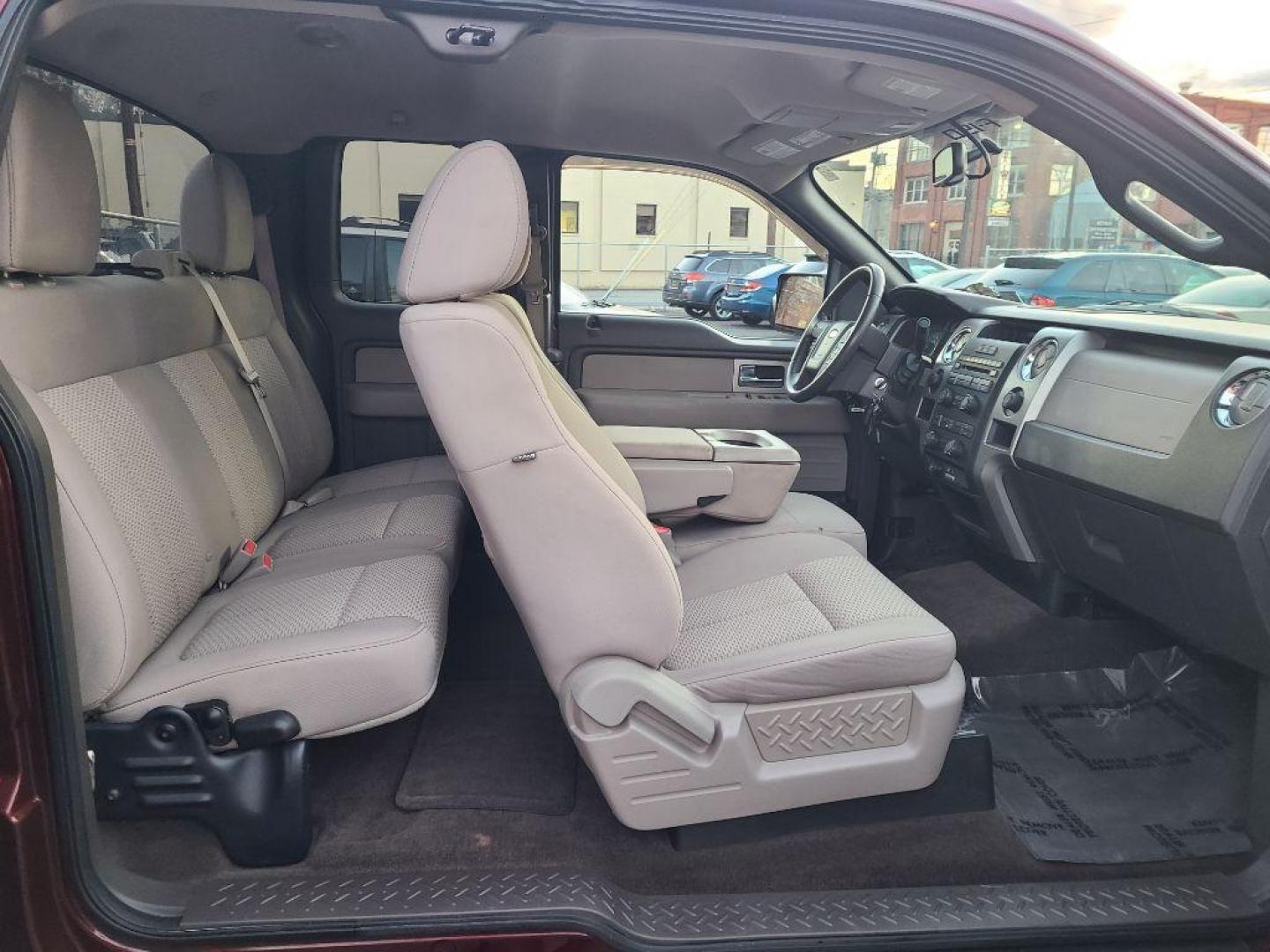 2010 RED FORD F150 SUPER CAB (1FTEX1E87AF) with an 4.6L engine, Automatic transmission, located at 117 North Cameron Street, Harrisburg, PA, 17101, (717) 963-8962, 40.266762, -76.875259 - WE FINANCE!!! Good Credit/ Bad Credit/ No Credit - ALL Trade-Ins Welcomed!!! ***Guaranteed Credit Approval*** APPLY ONLINE or CALL us TODAY ;) Internet Prices and Marketplace Prices are SPECIAL discounted ***CASH DEALS*** Retail Prices are higher. Please call us to discuss your cash and finan - Photo#10