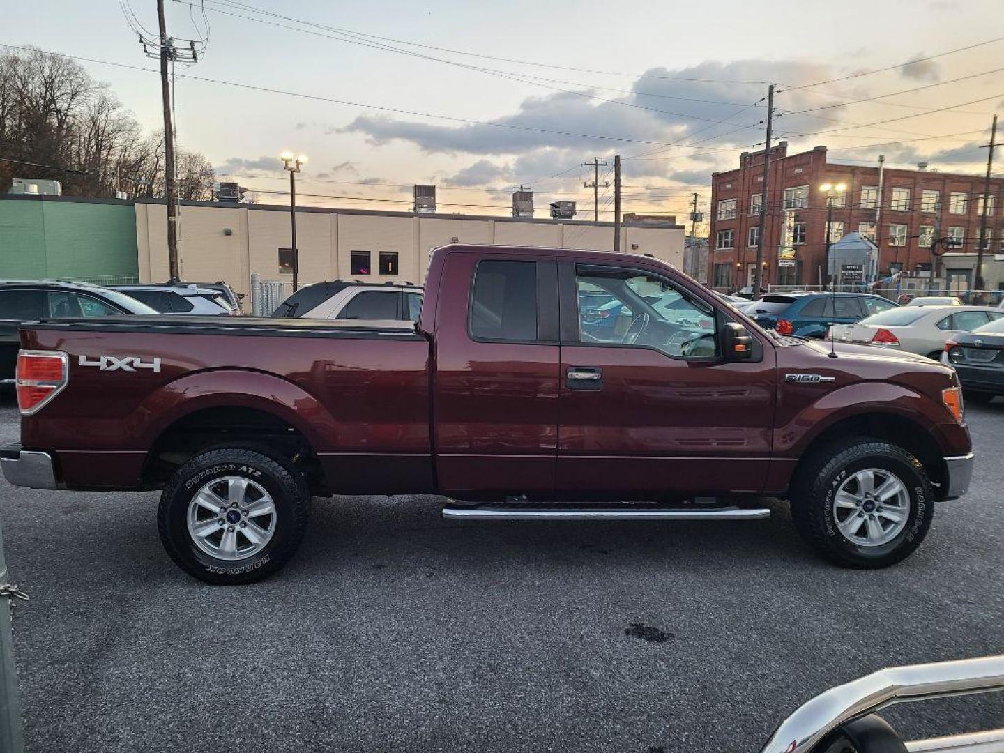 2010 RED FORD F150 SUPER CAB (1FTEX1E87AF) with an 4.6L engine, Automatic transmission, located at 117 North Cameron Street, Harrisburg, PA, 17101, (717) 963-8962, 40.266762, -76.875259 - WE FINANCE!!! Good Credit/ Bad Credit/ No Credit - ALL Trade-Ins Welcomed!!! ***Guaranteed Credit Approval*** APPLY ONLINE or CALL us TODAY ;) Internet Prices and Marketplace Prices are SPECIAL discounted ***CASH DEALS*** Retail Prices are higher. Please call us to discuss your cash and finan - Photo#5