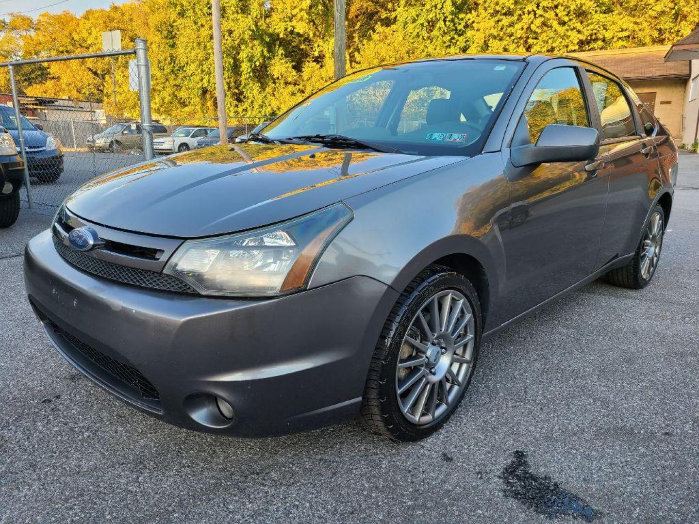 2010 GRAY FORD FOCUS SES (1FAHP3GNXAW) with an 2.0L engine, Automatic transmission, located at 117 North Cameron Street, Harrisburg, PA, 17101, (717) 963-8962, 40.266762, -76.875259 - WE FINANCE!!! Good Credit/ Bad Credit/ No Credit - ALL Trade-Ins Welcomed!!! ***Guaranteed Credit Approval*** APPLY ONLINE or CALL us TODAY ;) Internet Prices and Marketplace Prices are SPECIAL discounted ***CASH DEALS*** Retail Prices are higher. Please call us to discuss your cash and finan - Photo#0