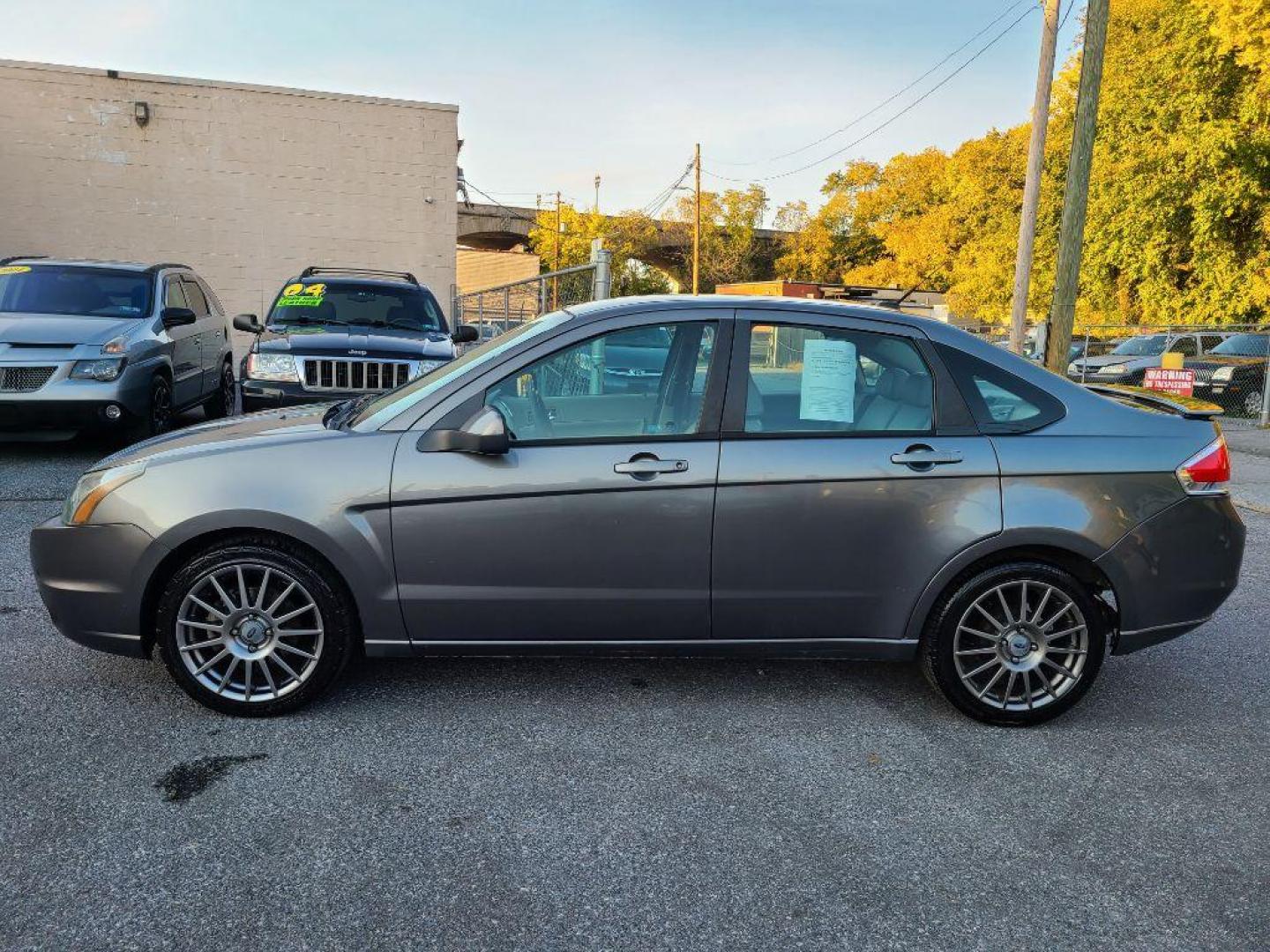 2010 GRAY FORD FOCUS SES (1FAHP3GNXAW) with an 2.0L engine, Automatic transmission, located at 117 North Cameron Street, Harrisburg, PA, 17101, (717) 963-8962, 40.266762, -76.875259 - WE FINANCE!!! Good Credit/ Bad Credit/ No Credit - ALL Trade-Ins Welcomed!!! ***Guaranteed Credit Approval*** APPLY ONLINE or CALL us TODAY ;) Internet Prices and Marketplace Prices are SPECIAL discounted ***CASH DEALS*** Retail Prices are higher. Please call us to discuss your cash and finan - Photo#1