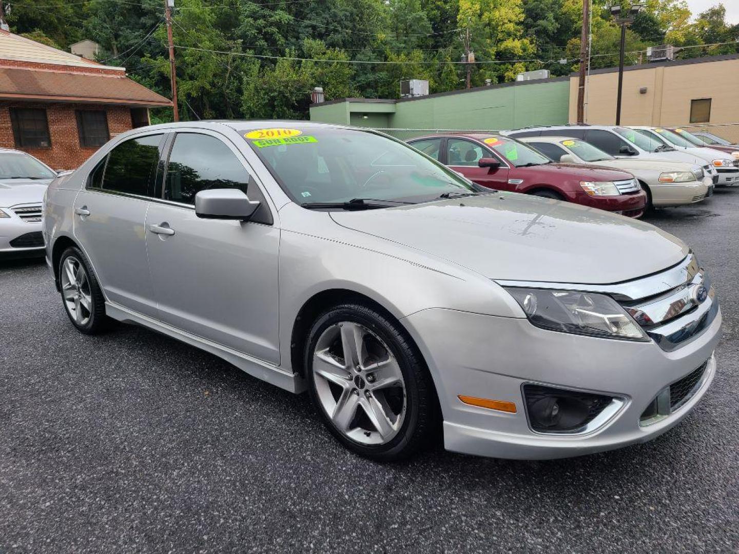 2010 SILVER FORD FUSION SPORT (3FAHP0KC6AR) with an 3.5L engine, Automatic transmission, located at 7981 Paxton Street, Harrisburg, PA, 17111, (717) 561-2926, 40.261490, -76.749229 - WE FINANCE!!! Good Credit/ Bad Credit/ No Credit - ALL Trade-Ins Welcomed!!! ***Guaranteed Credit Approval*** APPLY ONLINE or CALL us TODAY ;) Internet Prices and Marketplace Prices are SPECIAL discounted ***CASH DEALS*** Retail Prices are higher. Please call us to discuss your cash and finan - Photo#6