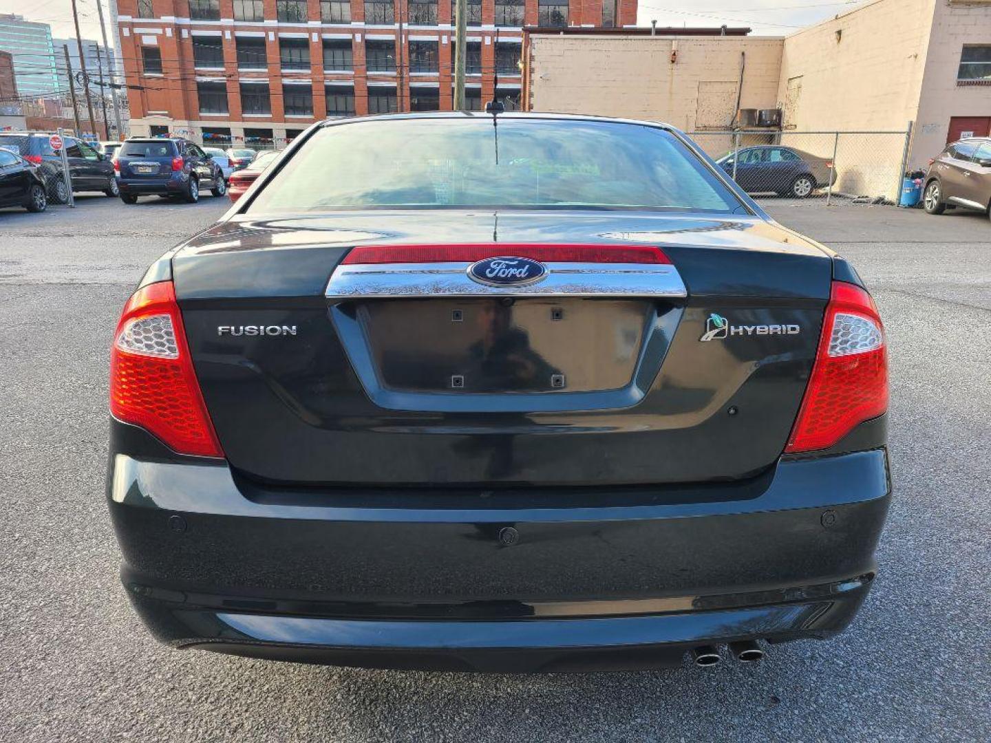 2010 GREEN FORD FUSION HYBRID (3FADP0L37AR) with an 2.5L engine, Continuously Variable transmission, located at 7981 Paxton Street, Harrisburg, PA, 17111, (717) 561-2926, 40.261490, -76.749229 - WE FINANCE!!! Good Credit/ Bad Credit/ No Credit - ALL Trade-Ins Welcomed!!! ***Guaranteed Credit Approval*** APPLY ONLINE or CALL us TODAY ;) Internet Prices and Marketplace Prices are SPECIAL discounted ***CASH DEALS*** Retail Prices are higher. Please call us to discuss your cash and finan - Photo#3