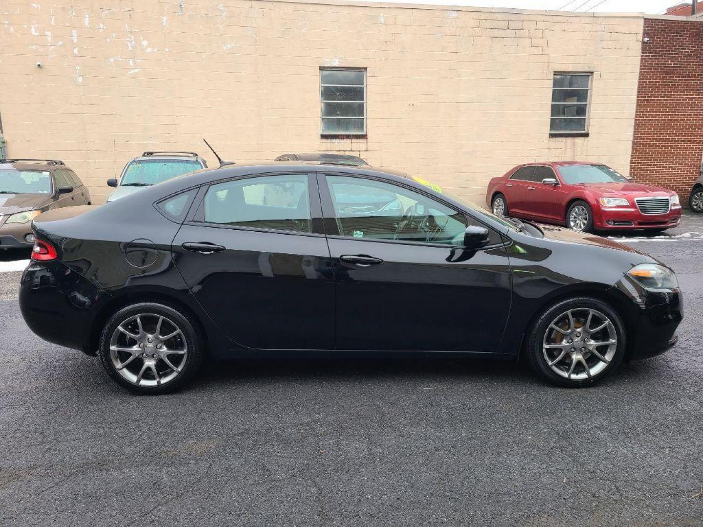 2010 RED FORD FUSION SE (3FAHP0HA7AR) with an 2.5L engine, Automatic transmission, located at 117 North Cameron Street, Harrisburg, PA, 17101, (717) 963-8962, 40.266762, -76.875259 - WE FINANCE!!! Good Credit/ Bad Credit/ No Credit - ALL Trade-Ins Welcomed!!! ***Guaranteed Credit Approval*** APPLY ONLINE or CALL us TODAY ;) Internet Prices and Marketplace Prices are SPECIAL discounted ***CASH DEALS*** Retail Prices are higher. Please call us to discuss your cash and finan - Photo#13