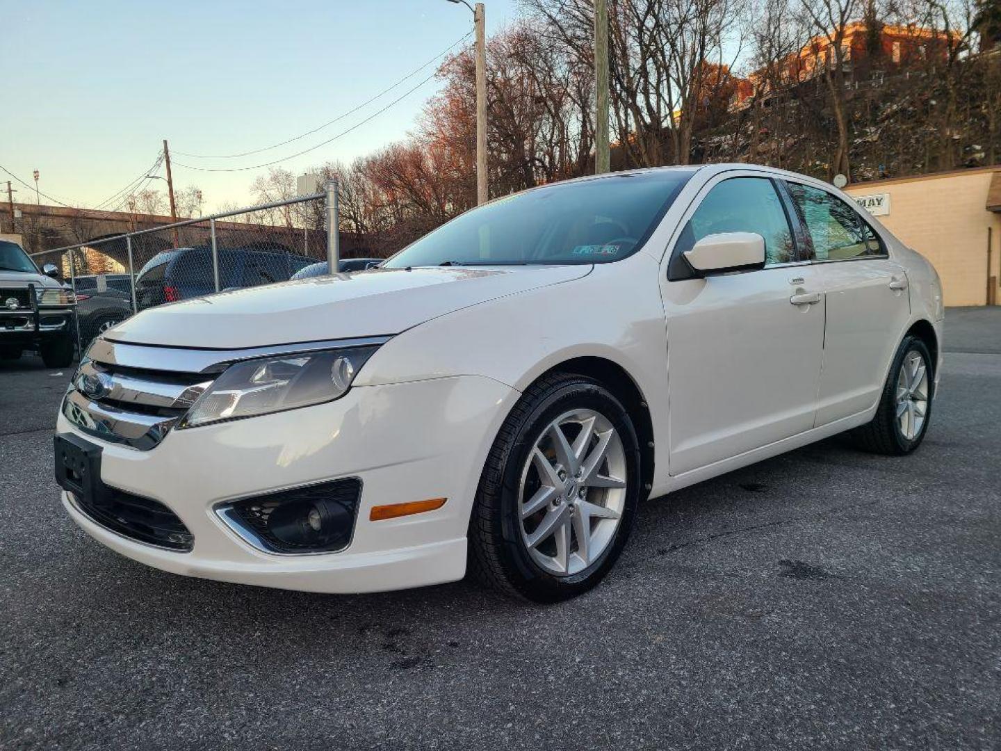 2010 WHITE FORD FUSION SEL (3FAHP0JA2AR) with an 2.5L engine, Automatic transmission, located at 117 North Cameron Street, Harrisburg, PA, 17101, (717) 963-8962, 40.266762, -76.875259 - WE FINANCE!!! Good Credit/ Bad Credit/ No Credit - ALL Trade-Ins Welcomed!!! ***Guaranteed Credit Approval*** APPLY ONLINE or CALL us TODAY ;) Internet Prices and Marketplace Prices are SPECIAL discounted ***CASH DEALS*** Retail Prices are higher. Please call us to discuss your cash and finan - Photo#0