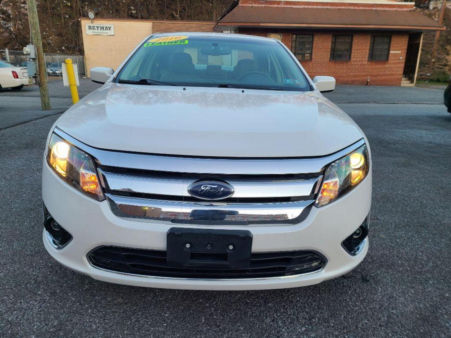 2010 WHITE FORD FUSION SEL (3FAHP0JA2AR) with an 2.5L engine, Automatic transmission, located at 117 North Cameron Street, Harrisburg, PA, 17101, (717) 963-8962, 40.266762, -76.875259 - WE FINANCE!!! Good Credit/ Bad Credit/ No Credit - ALL Trade-Ins Welcomed!!! ***Guaranteed Credit Approval*** APPLY ONLINE or CALL us TODAY ;) Internet Prices and Marketplace Prices are SPECIAL discounted ***CASH DEALS*** Retail Prices are higher. Please call us to discuss your cash and finan - Photo#7