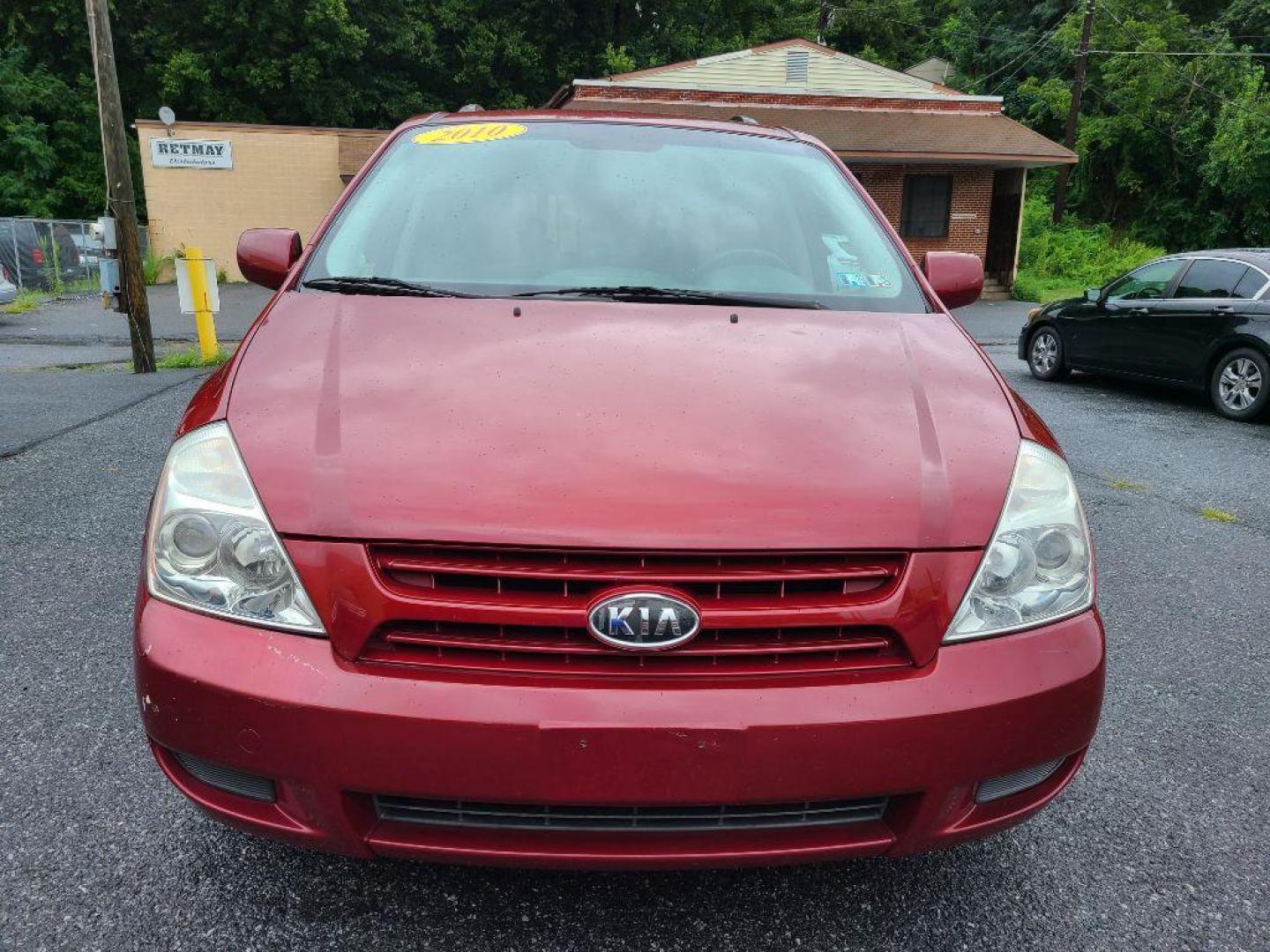 2010 RED KIA SEDONA LX (KNDMG4C32A6) with an 3.8L engine, 5-Speed Manual transmission, located at 117 North Cameron Street, Harrisburg, PA, 17101, (717) 963-8962, 40.266762, -76.875259 - WE FINANCE!!! Good Credit/ Bad Credit/ No Credit - ALL Trade-Ins Welcomed!!! ***Guaranteed Credit Approval*** APPLY ONLINE or CALL us TODAY ;) Internet Prices and Marketplace Prices are SPECIAL discounted ***CASH DEALS*** Retail Prices are higher. Please call us to discuss your cash and finan - Photo#7