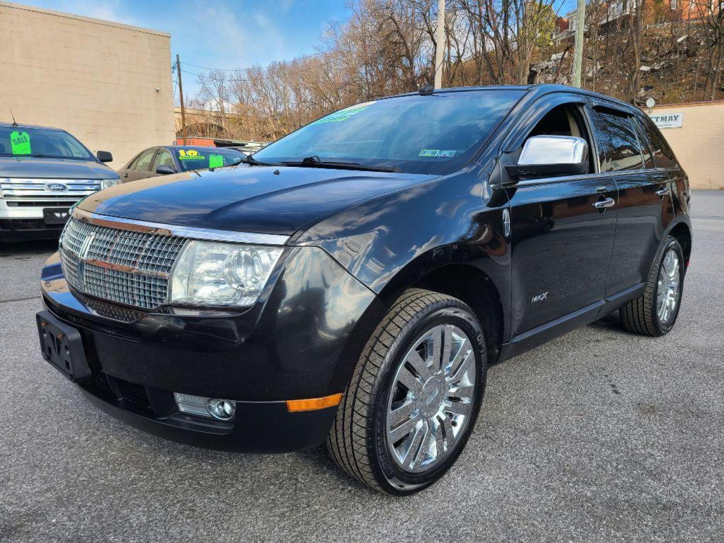 2010 BLACK LINCOLN MKX AWD (2LMDJ8JC2AB) with an 3.5L engine, Automatic transmission, located at 117 North Cameron Street, Harrisburg, PA, 17101, (717) 963-8962, 40.266762, -76.875259 - WE FINANCE!!! Good Credit/ Bad Credit/ No Credit - ALL Trade-Ins Welcomed!!! ***Guaranteed Credit Approval*** APPLY ONLINE or CALL us TODAY ;) Internet Prices and Marketplace Prices are SPECIAL discounted ***CASH DEALS*** Retail Prices are higher. Please call us to discuss your cash and finan - Photo#0