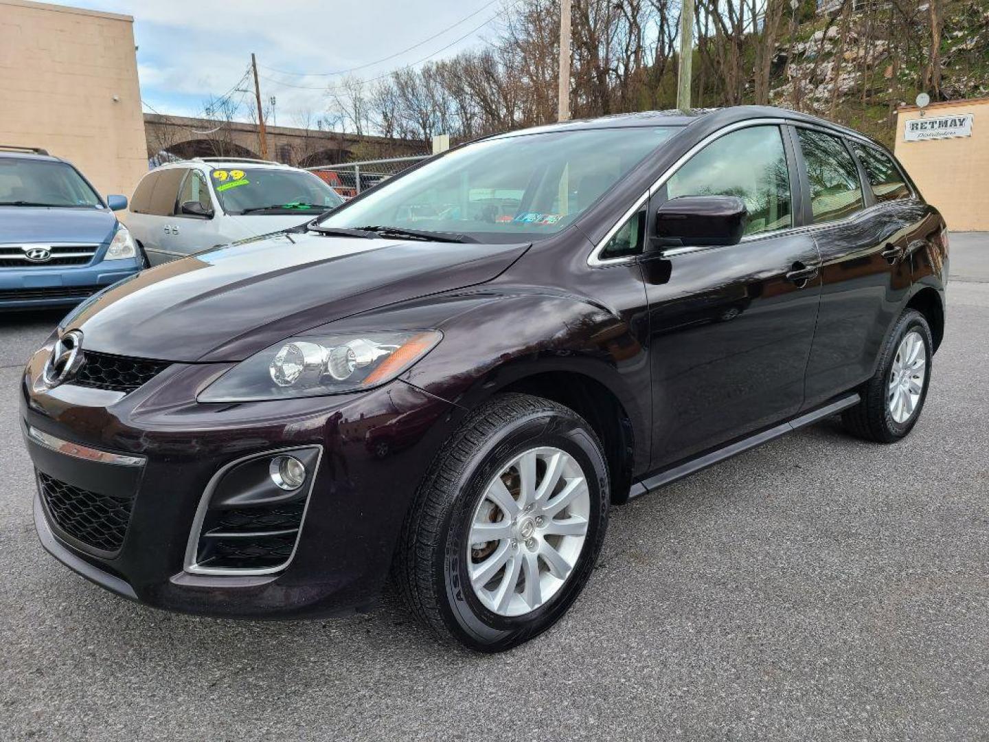 2010 BURGUN MAZDA CX-7 (JM3ER2WM4A0) with an 2.5L engine, Automatic transmission, located at 117 North Cameron Street, Harrisburg, PA, 17101, (717) 963-8962, 40.266762, -76.875259 - WE FINANCE!!! Good Credit/ Bad Credit/ No Credit - ALL Trade-Ins Welcomed!!! ***Guaranteed Credit Approval*** APPLY ONLINE or CALL us TODAY ;) Internet Prices and Marketplace Prices are SPECIAL discounted ***CASH DEALS*** Retail Prices are higher. Please call us to discuss your cash and finan - Photo#0