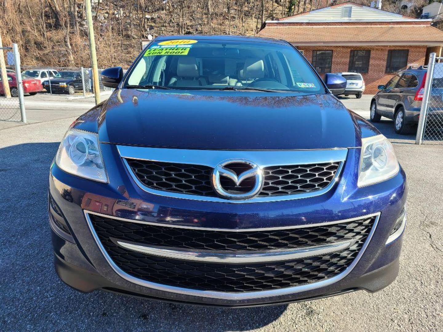 2010 BLUE MAZDA CX-9 TOURING AWD (JM3TB3MV2A0) with an 3.7L engine, Automatic transmission, located at 117 North Cameron Street, Harrisburg, PA, 17101, (717) 963-8962, 40.266762, -76.875259 - WE FINANCE!!! Good Credit/ Bad Credit/ No Credit - ALL Trade-Ins Welcomed!!! ***Guaranteed Credit Approval*** APPLY ONLINE or CALL us TODAY ;) Internet Prices and Marketplace Prices are SPECIAL discounted ***CASH DEALS*** Retail Prices are higher. Please call us to discuss your cash and finan - Photo#7