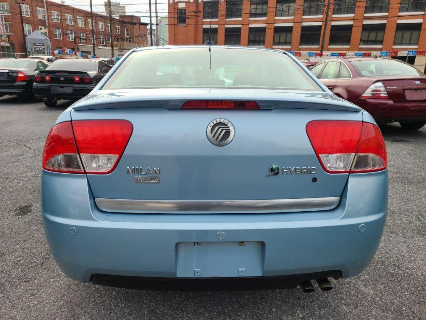 2010 BLUE MERCURY MILAN HYBRID (3MEDM0L39AR) with an 2.5L engine, Continuously Variable transmission, located at 117 North Cameron Street, Harrisburg, PA, 17101, (717) 963-8962, 40.266762, -76.875259 - WE FINANCE!!! Good Credit/ Bad Credit/ No Credit - ALL Trade-Ins Welcomed!!! ***Guaranteed Credit Approval*** APPLY ONLINE or CALL us TODAY ;) Internet Prices and Marketplace Prices are SPECIAL discounted ***CASH DEALS*** Retail Prices are higher. Please call us to discuss your cash and finan - Photo#3