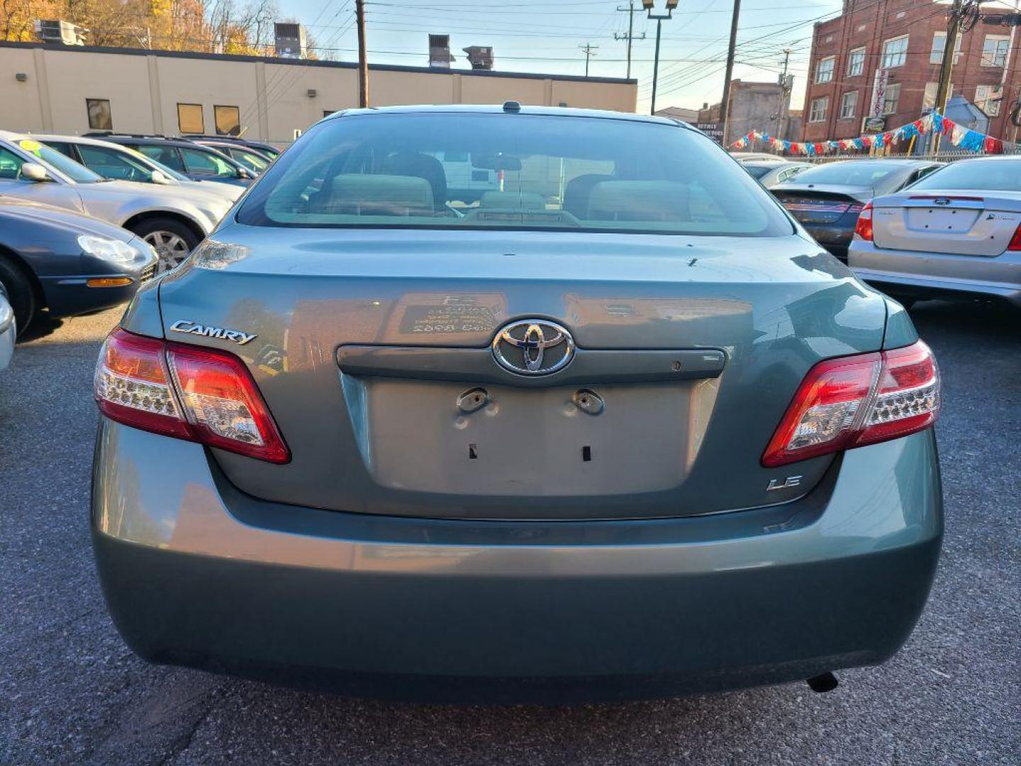 2010 GREEN TOYOTA CAMRY BASE (4T1BF3EK2AU) with an 2.5L engine, Automatic transmission, located at 7981 Paxton Street, Harrisburg, PA, 17111, (717) 561-2926, 40.261490, -76.749229 - WE FINANCE!!! Good Credit/ Bad Credit/ No Credit - ALL Trade-Ins Welcomed!!! ***Guaranteed Credit Approval*** APPLY ONLINE or CALL us TODAY ;) Internet Prices and Marketplace Prices are SPECIAL discounted ***CASH DEALS*** Retail Prices are higher. Please call us to discuss your cash and finan - Photo#3